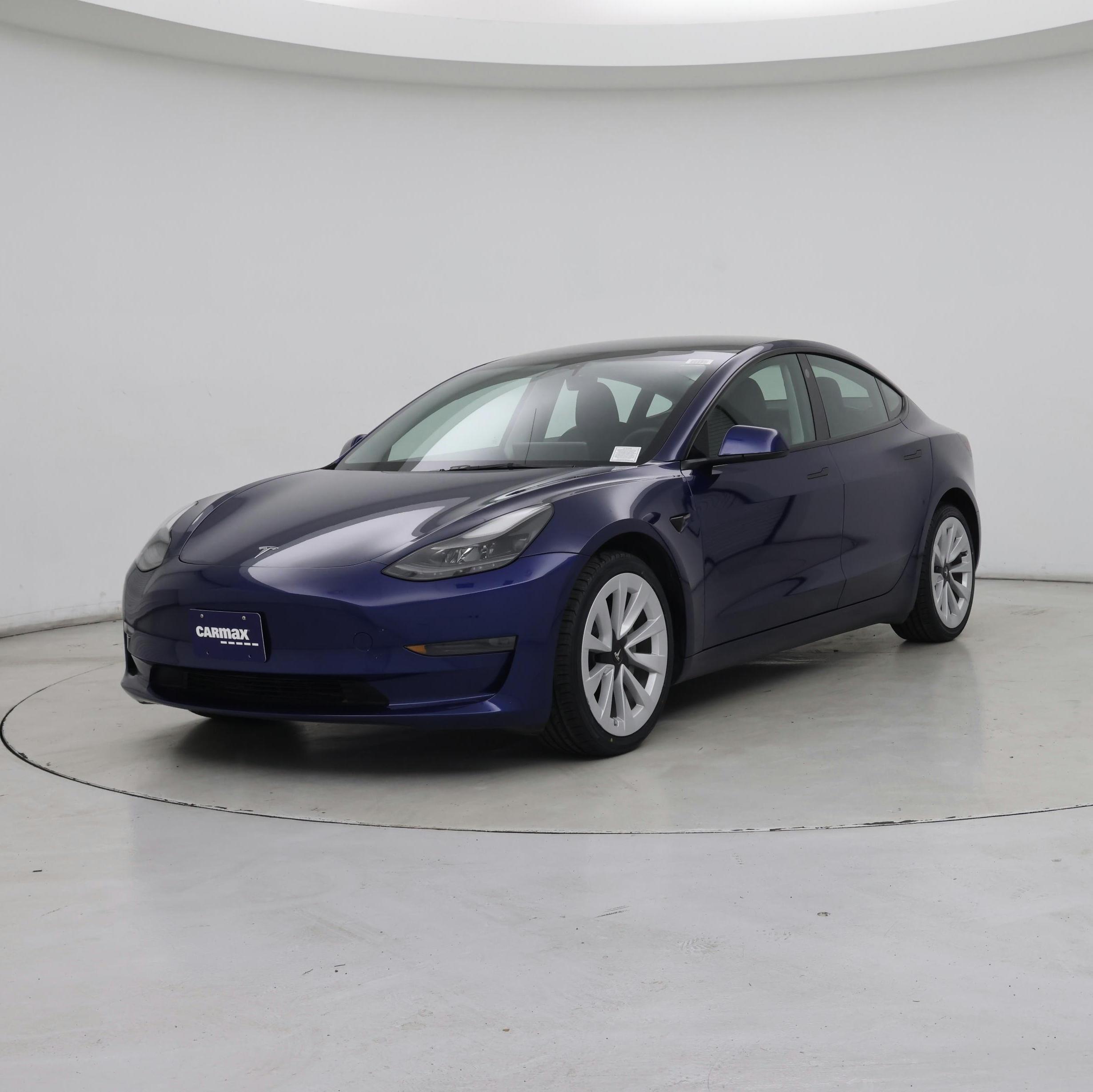 Thumbnail: 2023 Tesla Model 3 - 4