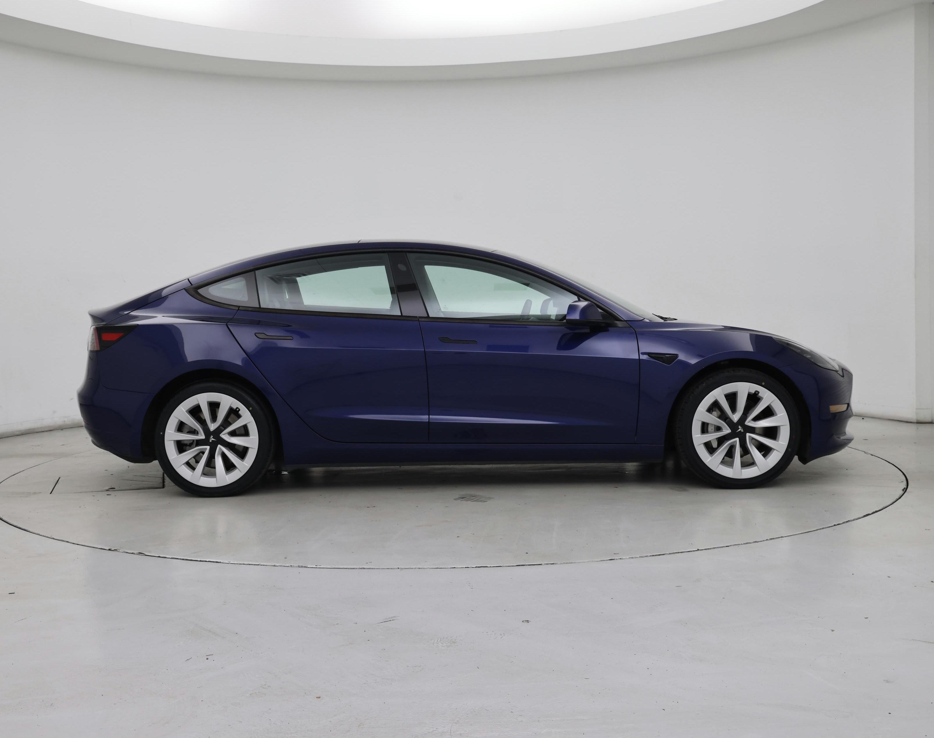 Thumbnail: 2023 Tesla Model 3 - 7