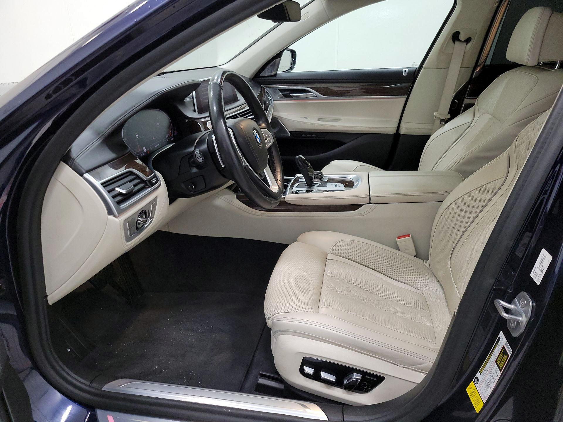 Thumbnail: 2020 BMW 7 Series - 11