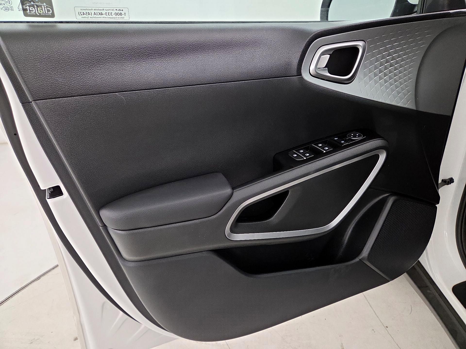 Thumbnail: 2025 Kia Soul - 12