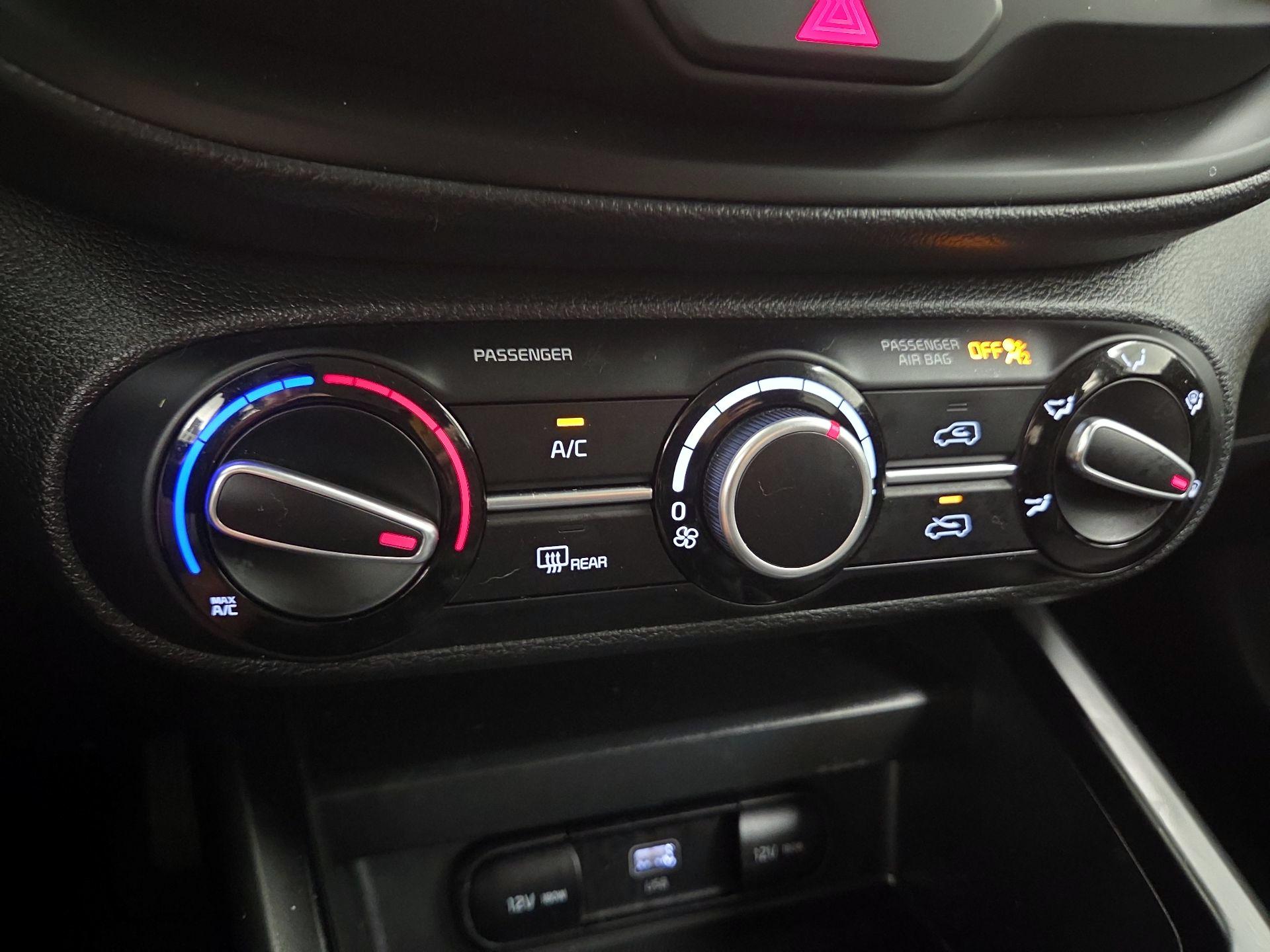 Thumbnail: 2025 Kia Soul - 16