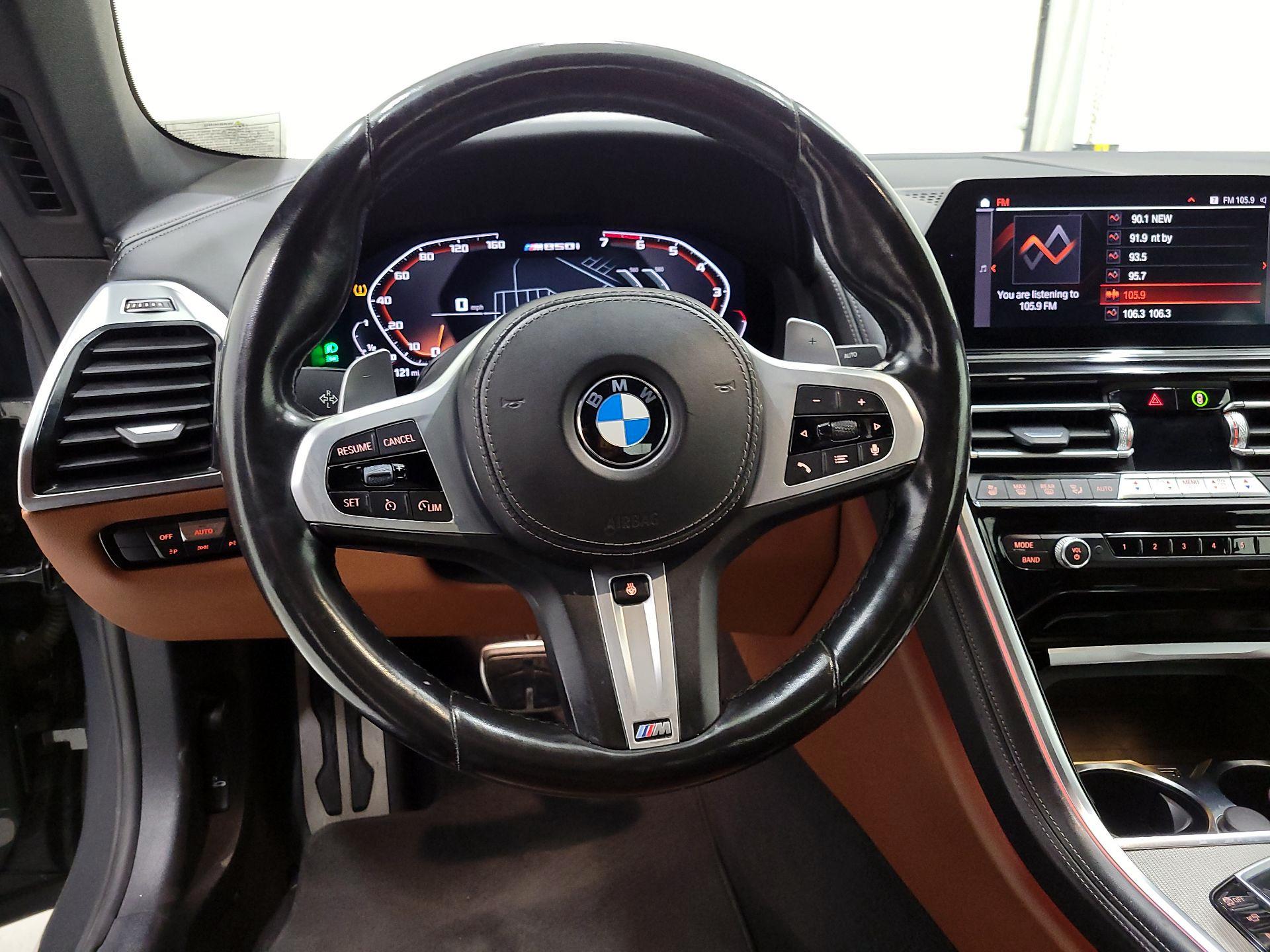 Thumbnail: 2022 BMW 8 Series - 10