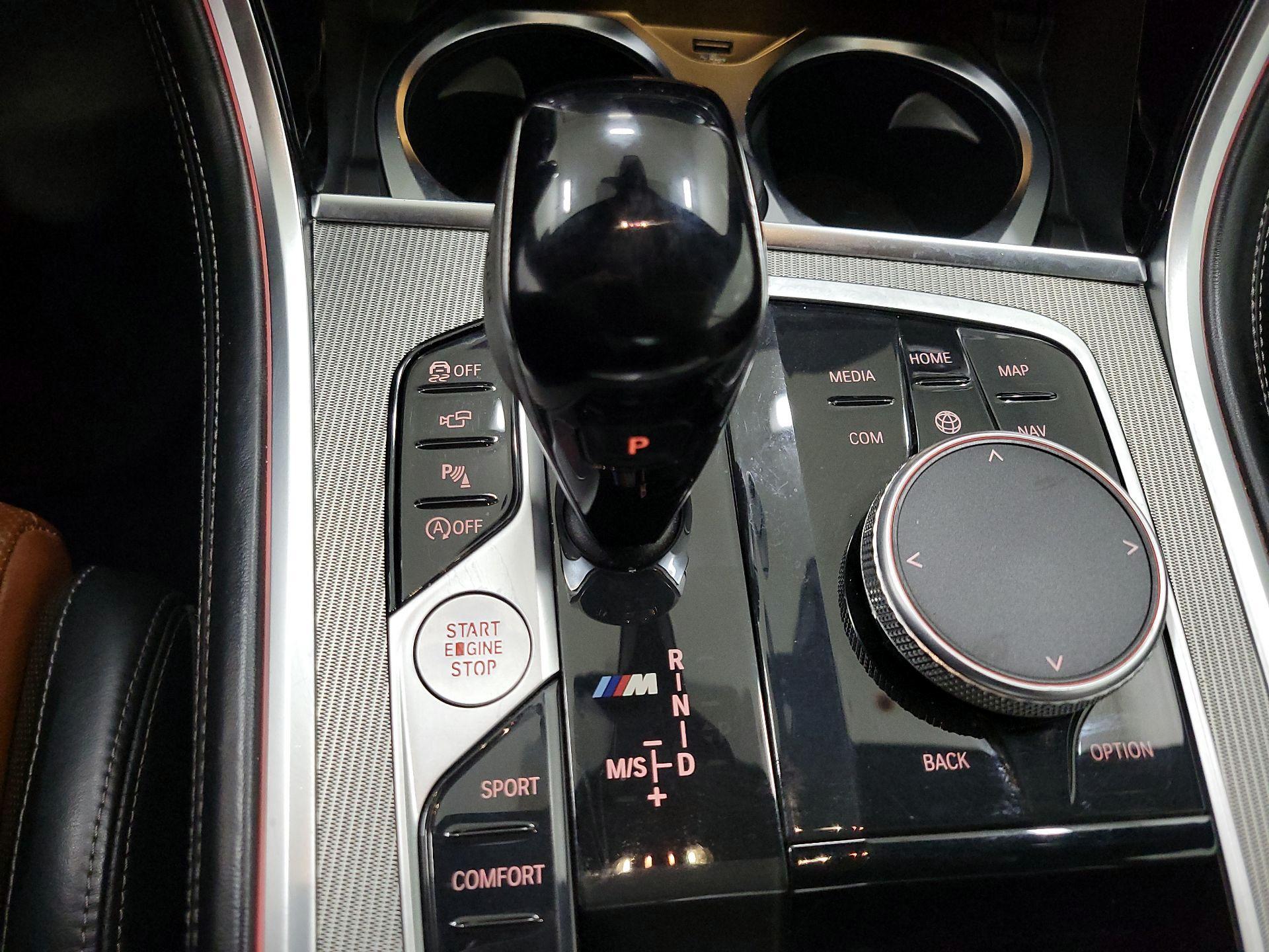 Thumbnail: 2022 BMW 8 Series - 18