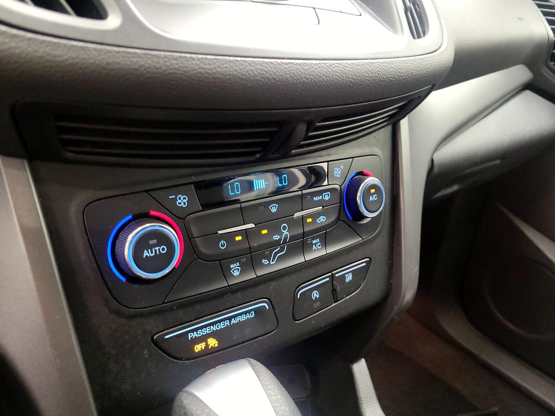 Thumbnail: 2017 Ford Escape - 16