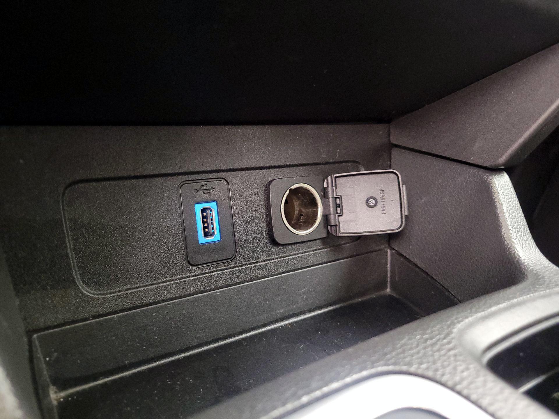 Thumbnail: 2017 Ford Escape - 18