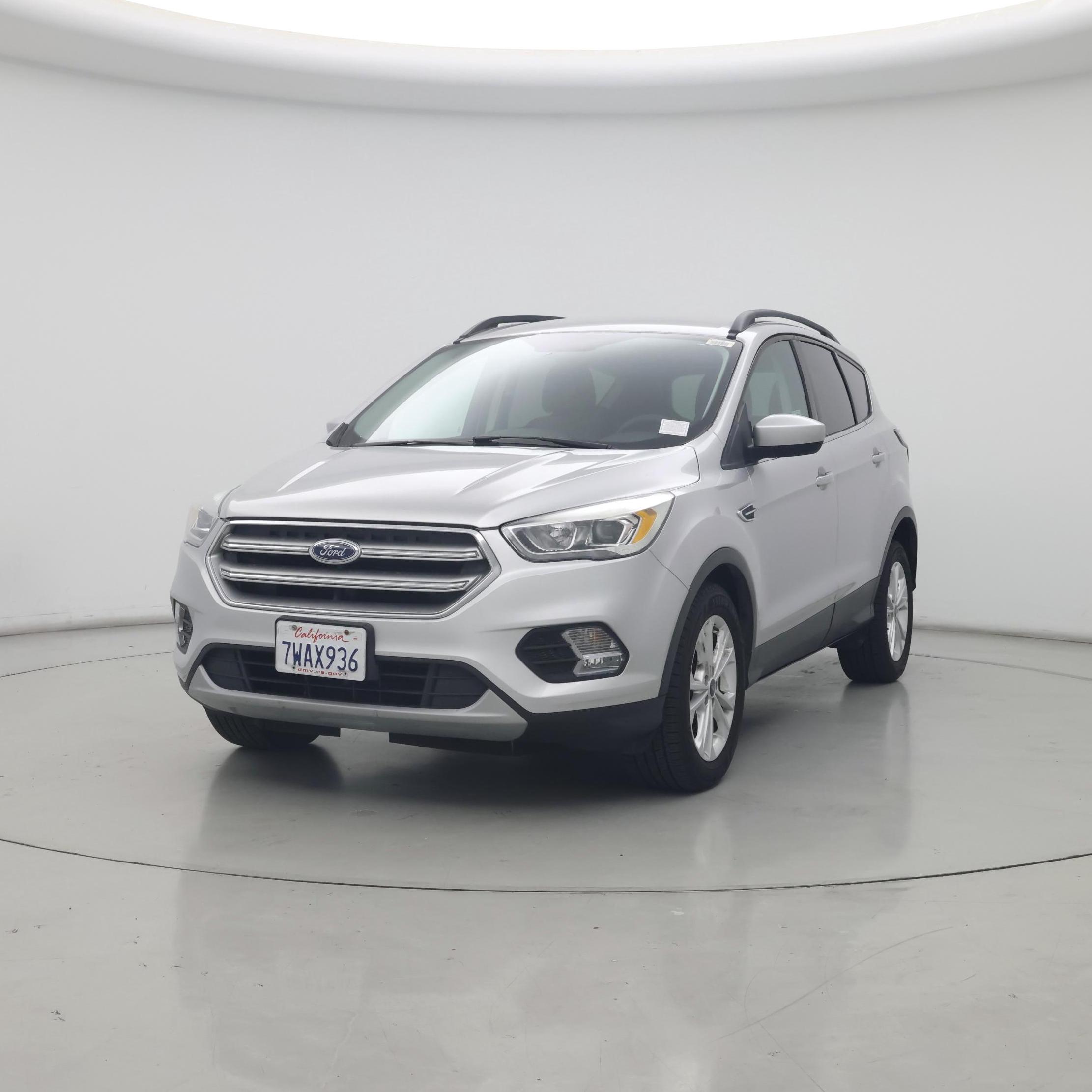 Thumbnail: 2017 Ford Escape - 4