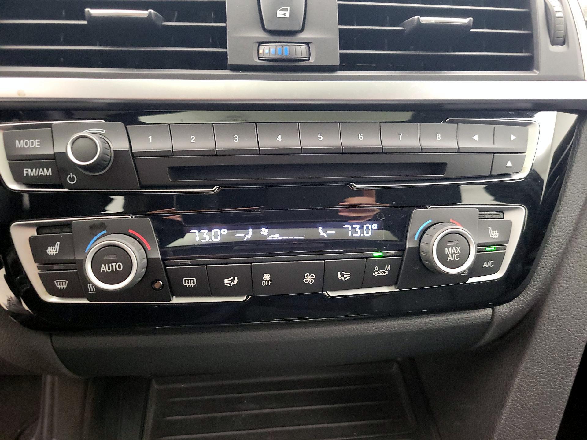 Thumbnail: 2018 BMW 3 Series - 17