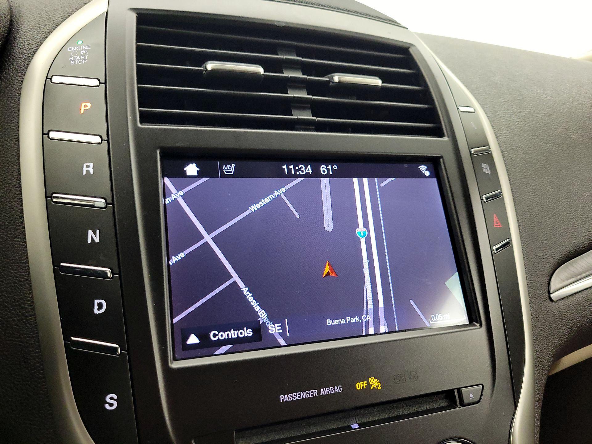 Thumbnail: 2019 Lincoln MKC - 14