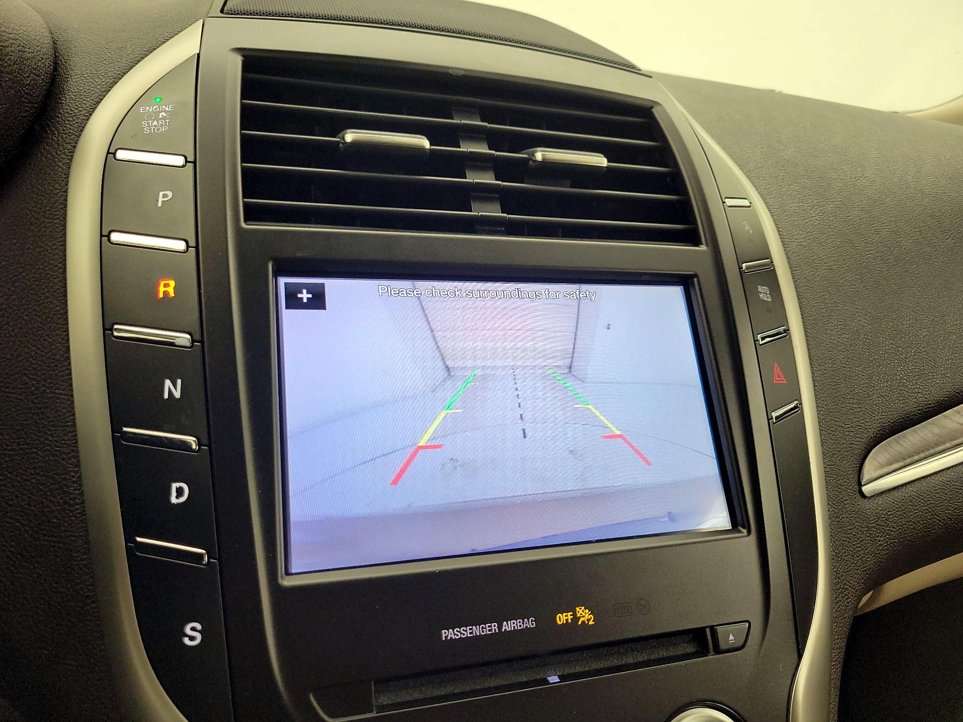 Thumbnail: 2019 Lincoln MKC - 15