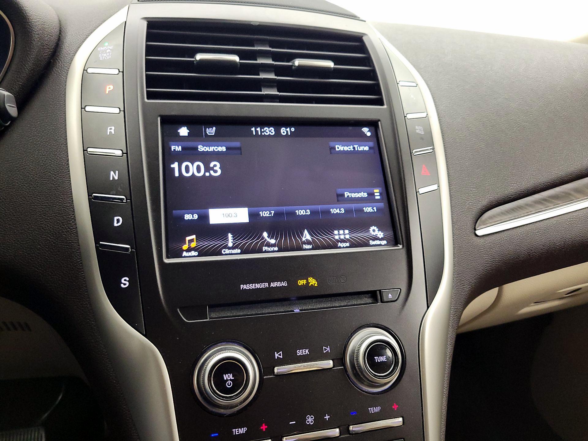 Thumbnail: 2019 Lincoln MKC - 16