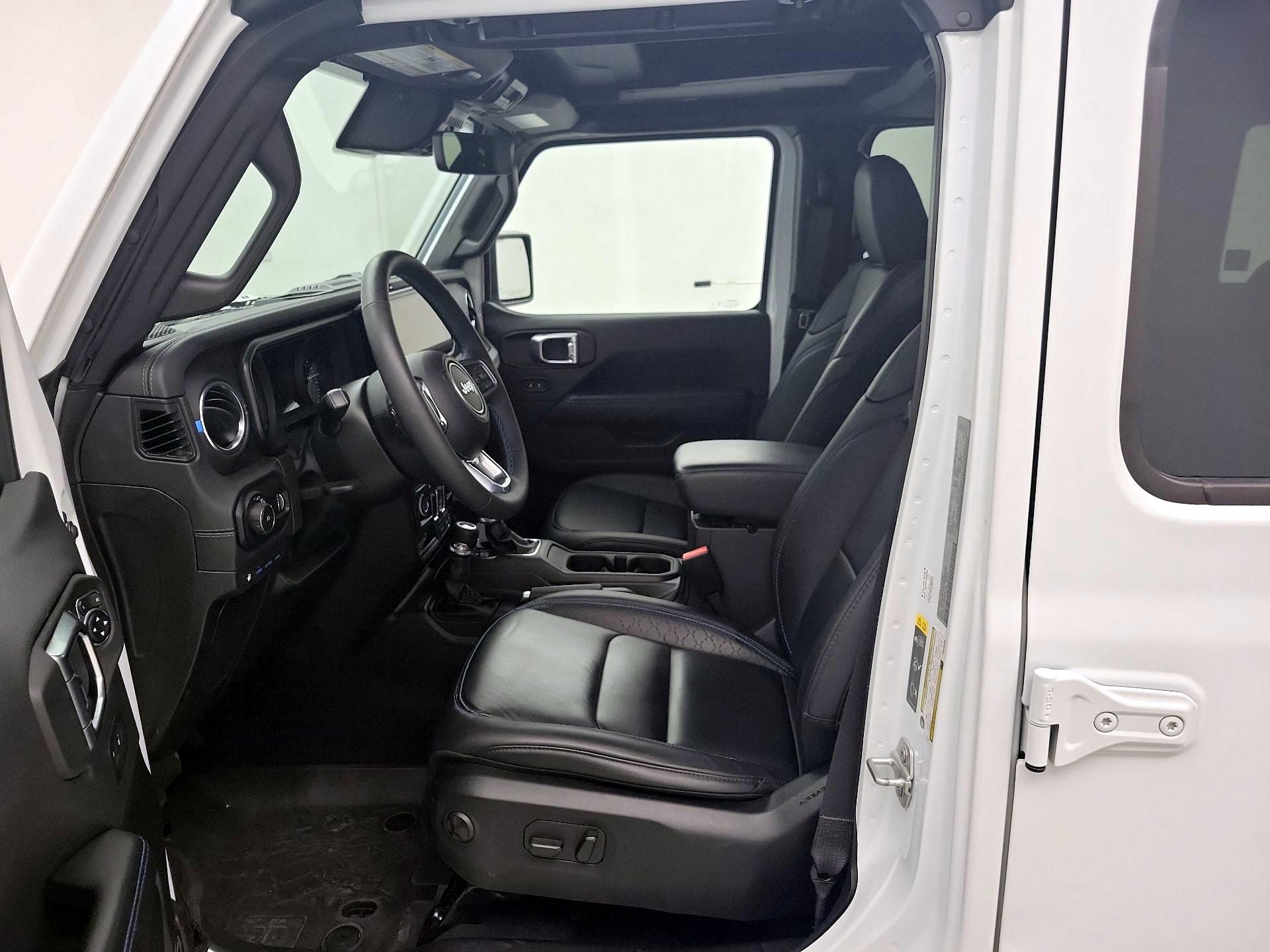 Thumbnail: 2024 Jeep Wrangler - 11