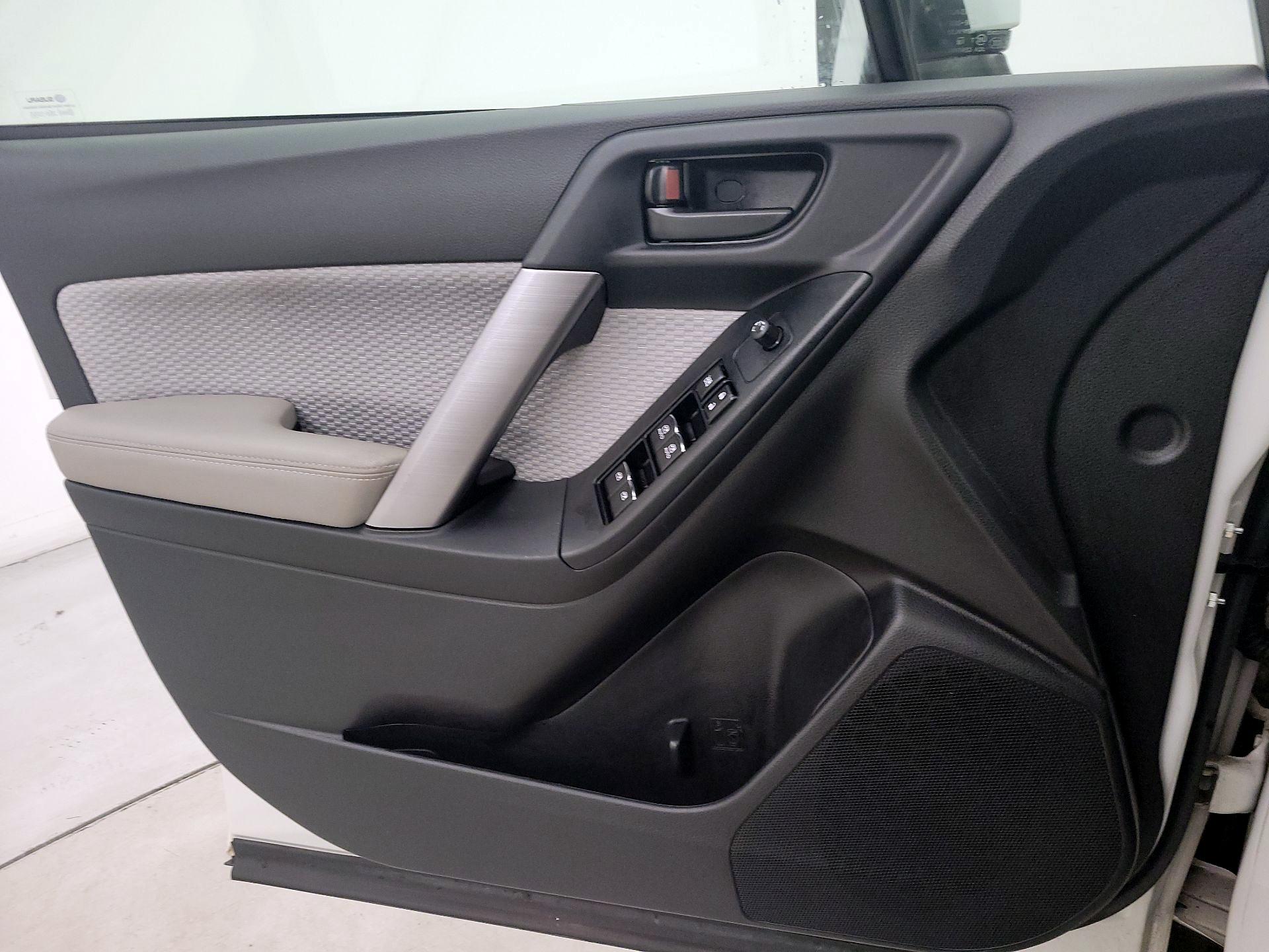 Thumbnail: 2018 Subaru Forester - 12