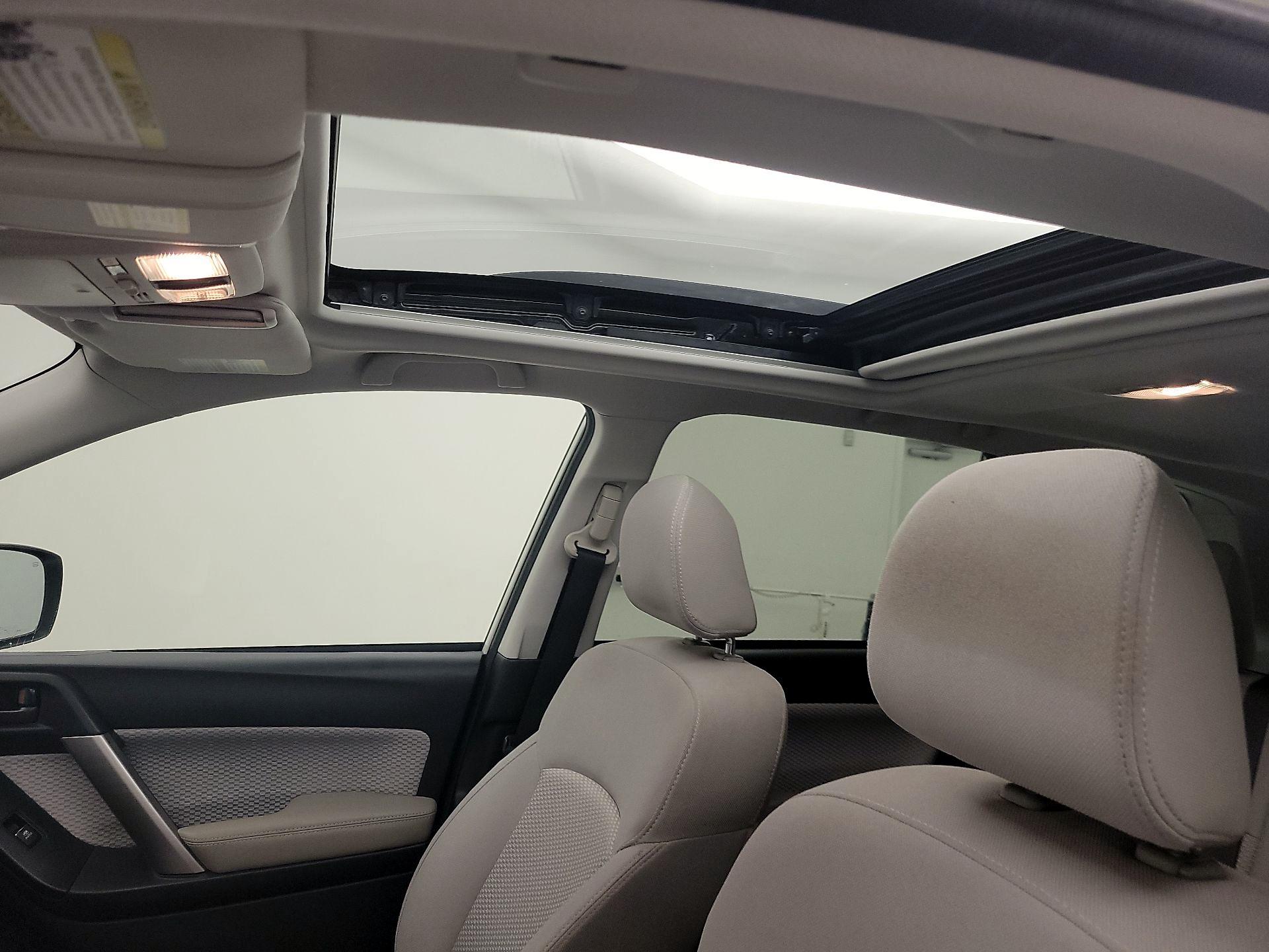 Thumbnail: 2018 Subaru Forester - 19