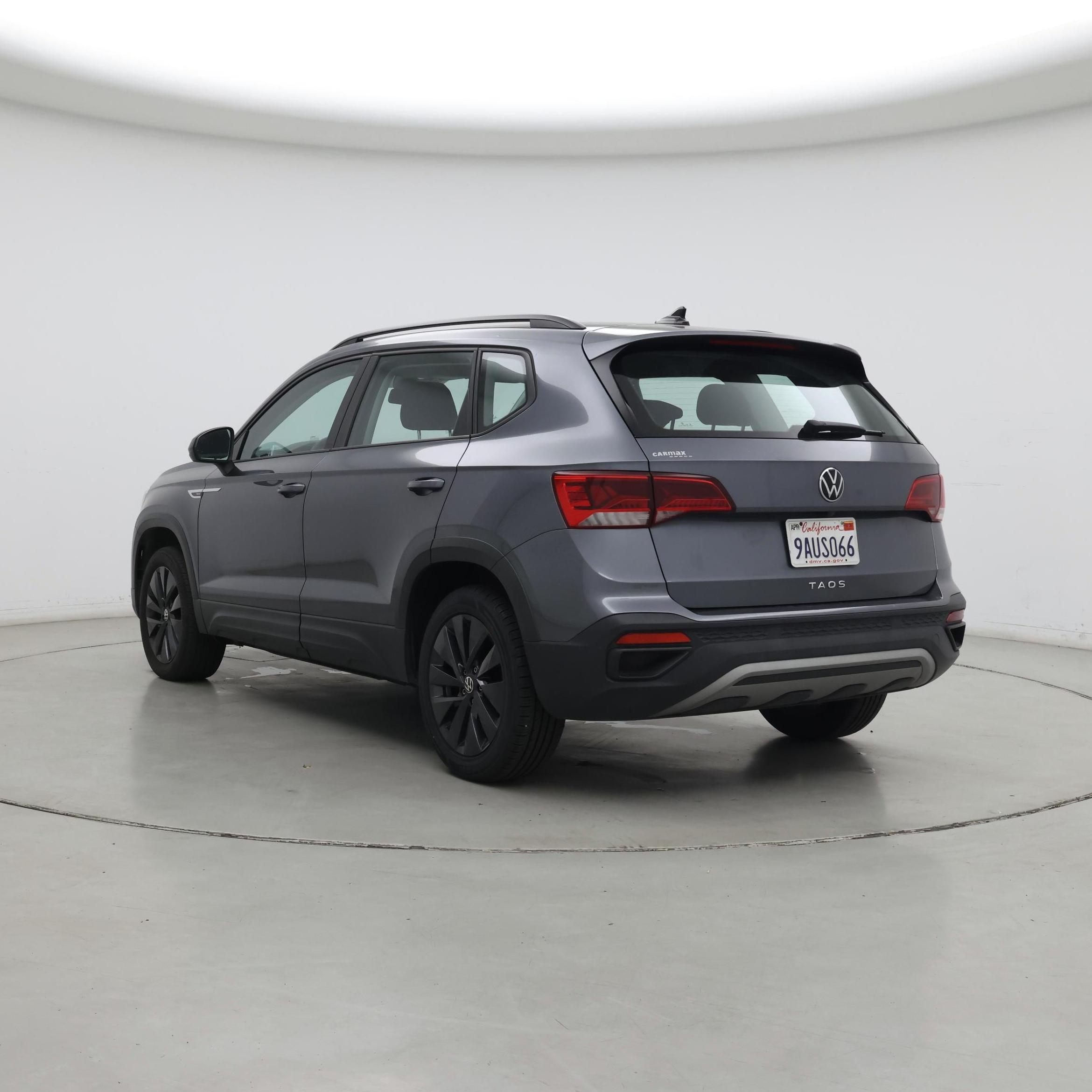 Thumbnail: 2022 Volkswagen Taos - 2