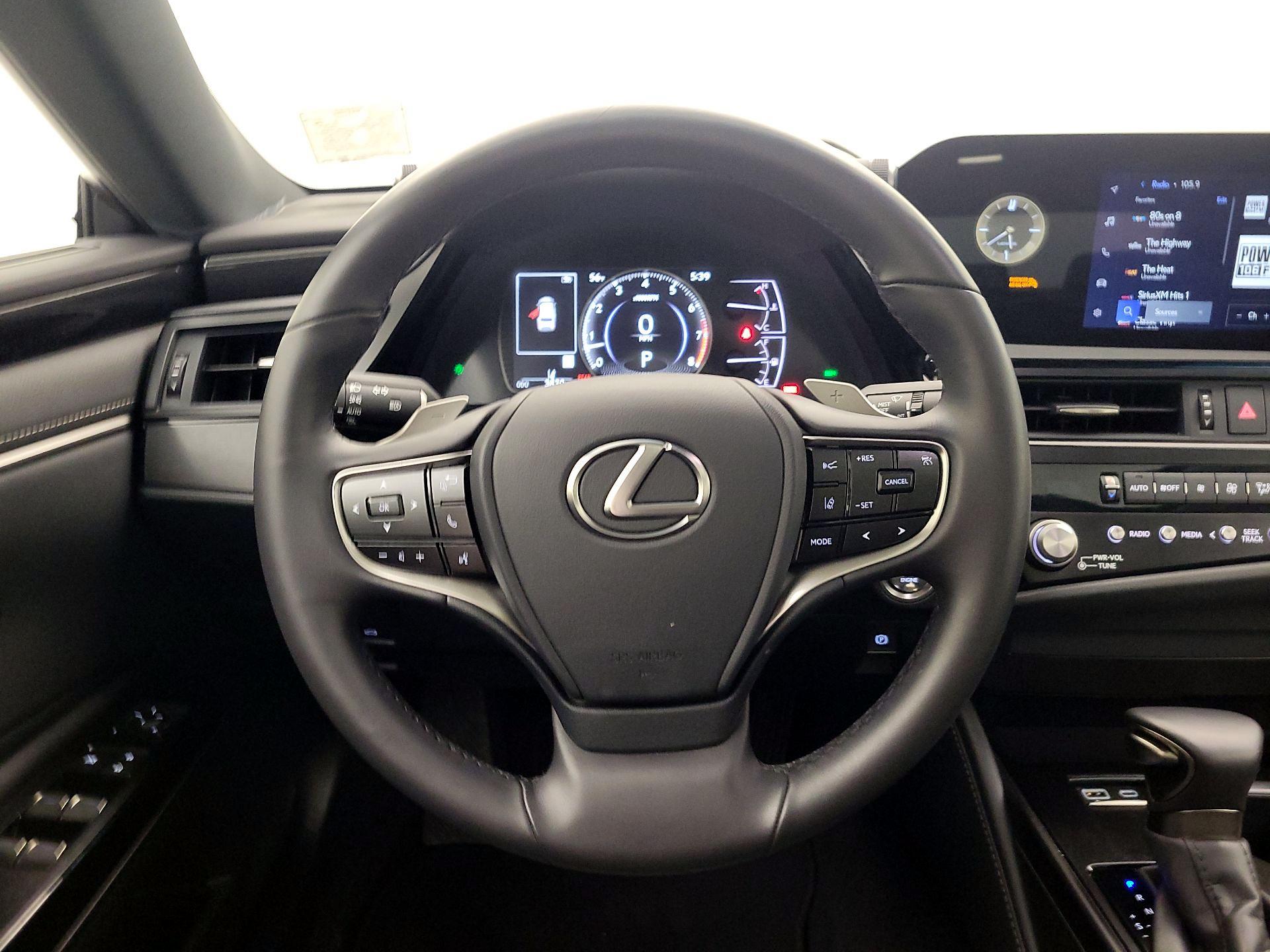 Thumbnail: 2025 Lexus ES - 10