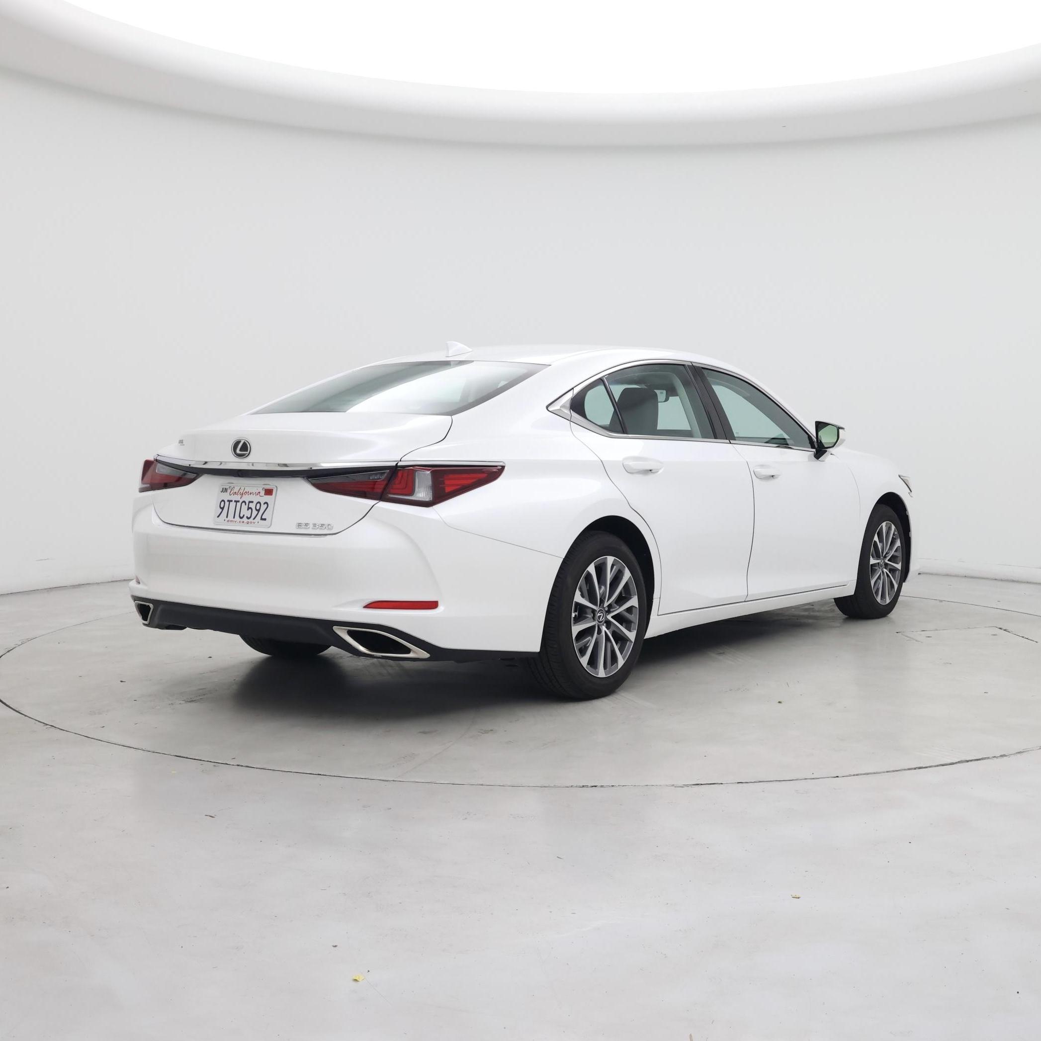 Thumbnail: 2025 Lexus ES - 8