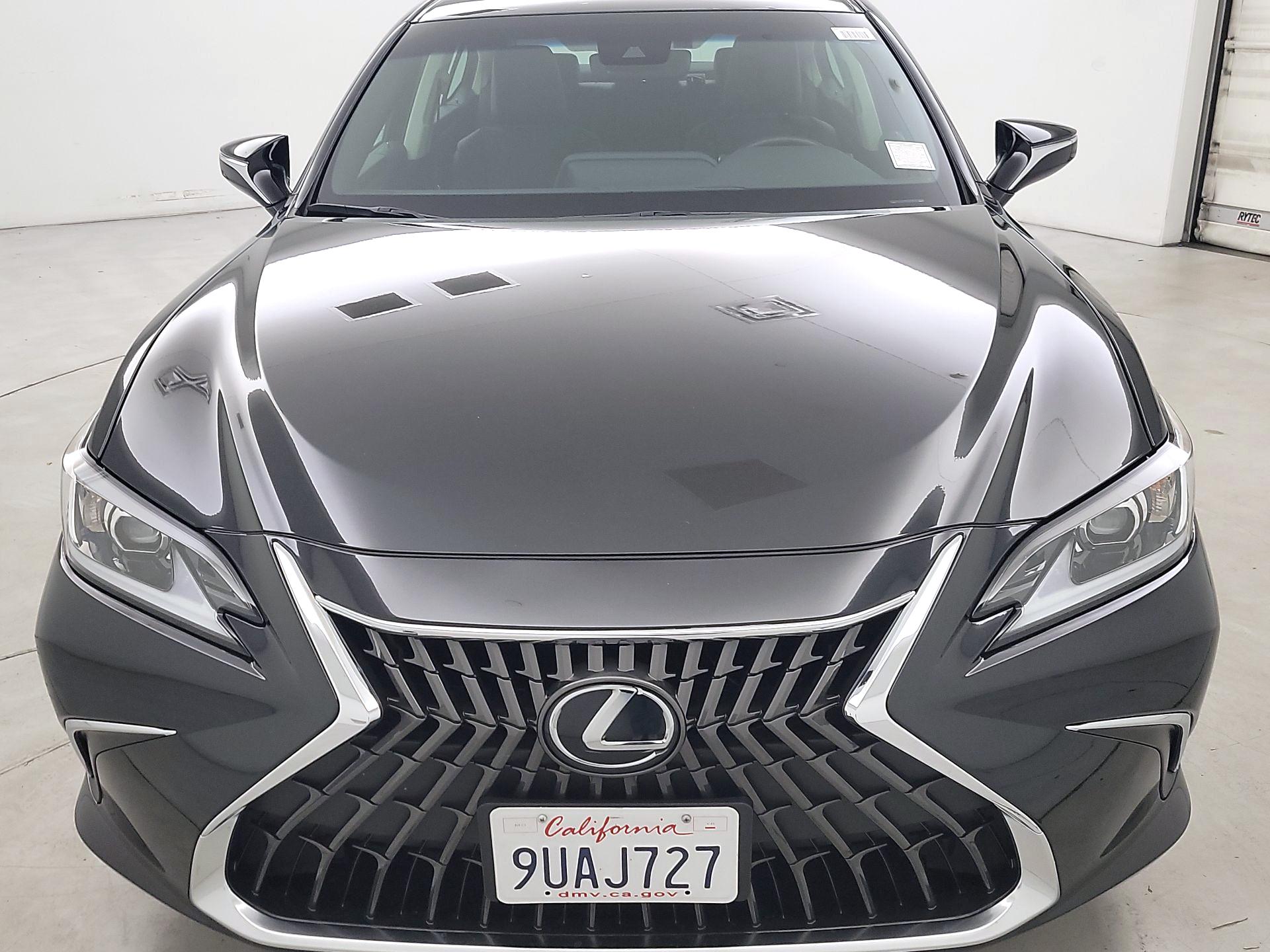 Thumbnail: 2025 Lexus ES - 2