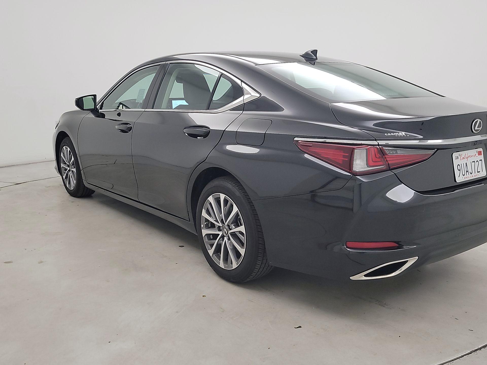 Thumbnail: 2025 Lexus ES - 7