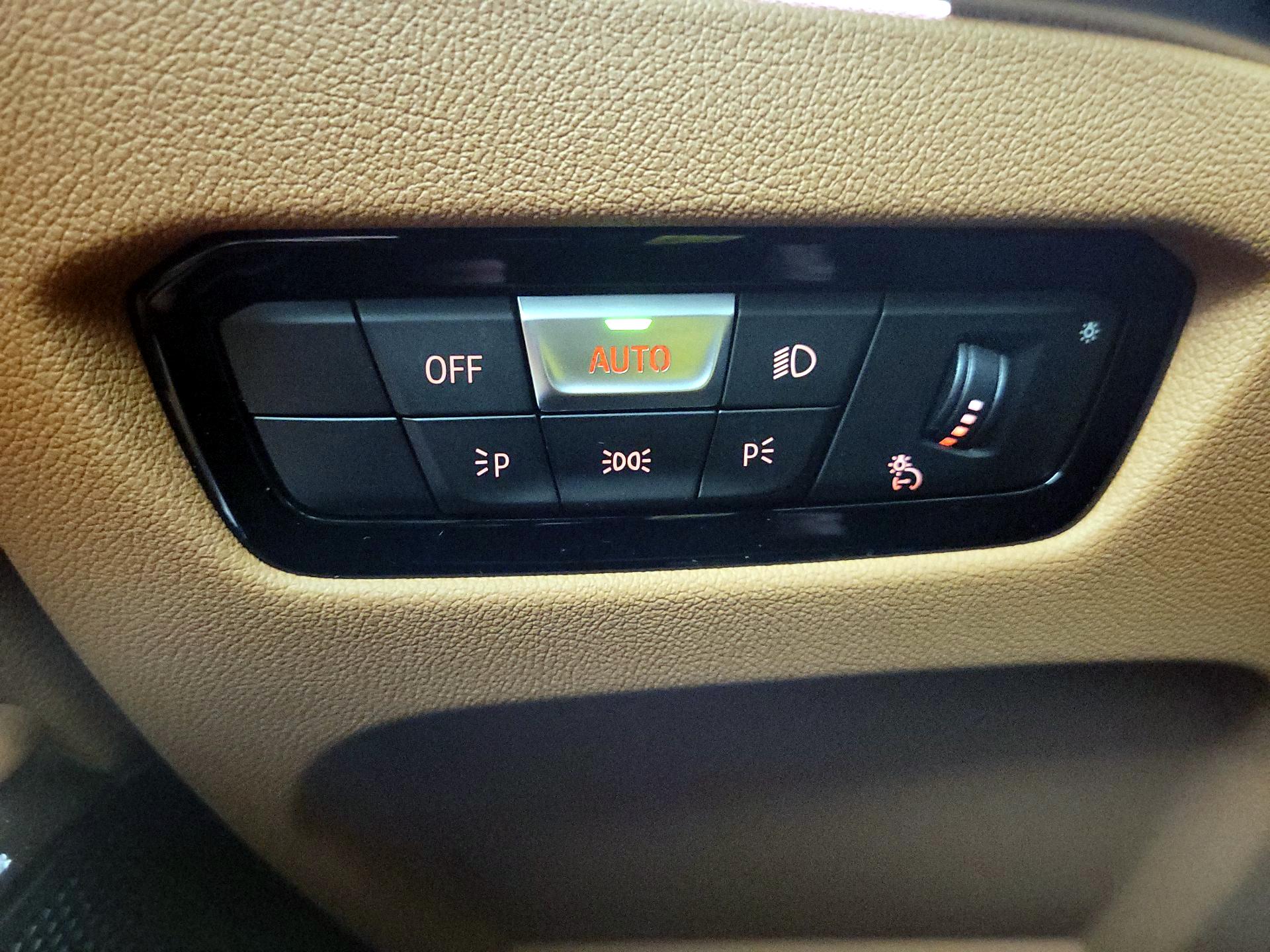 Thumbnail: 2023 BMW 3 Series - 13