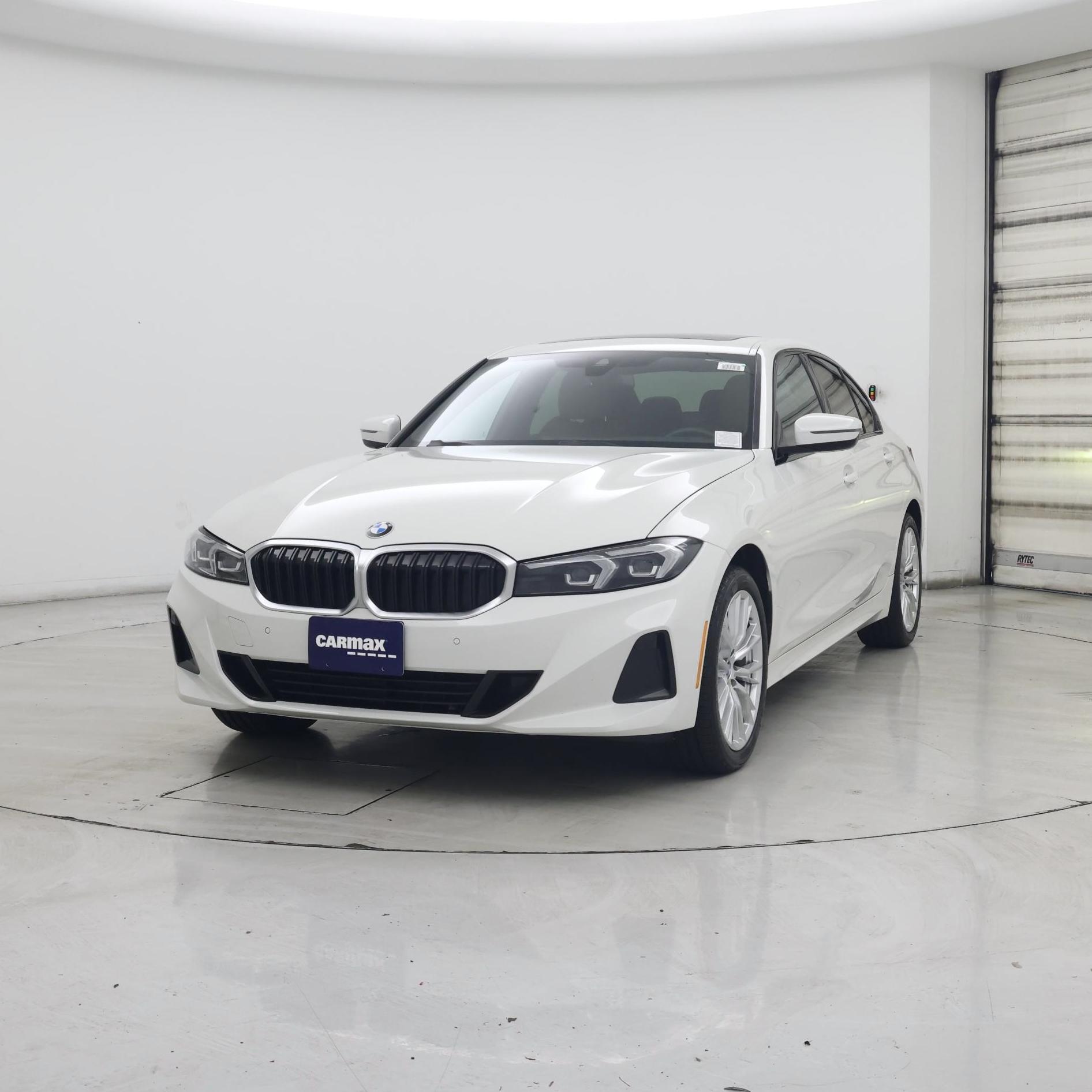 Thumbnail: 2023 BMW 3 Series - 4