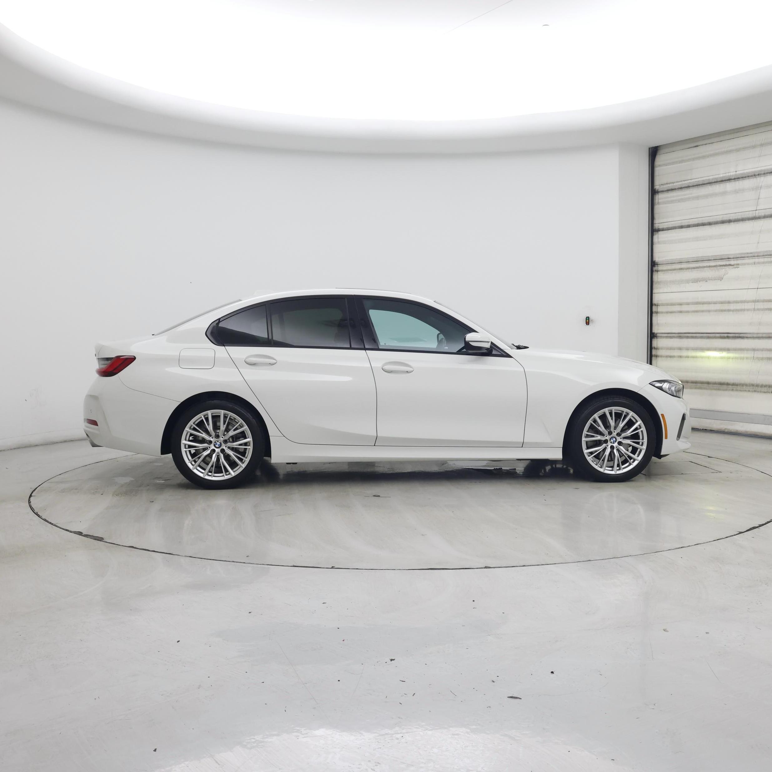 Thumbnail: 2023 BMW 3 Series - 7