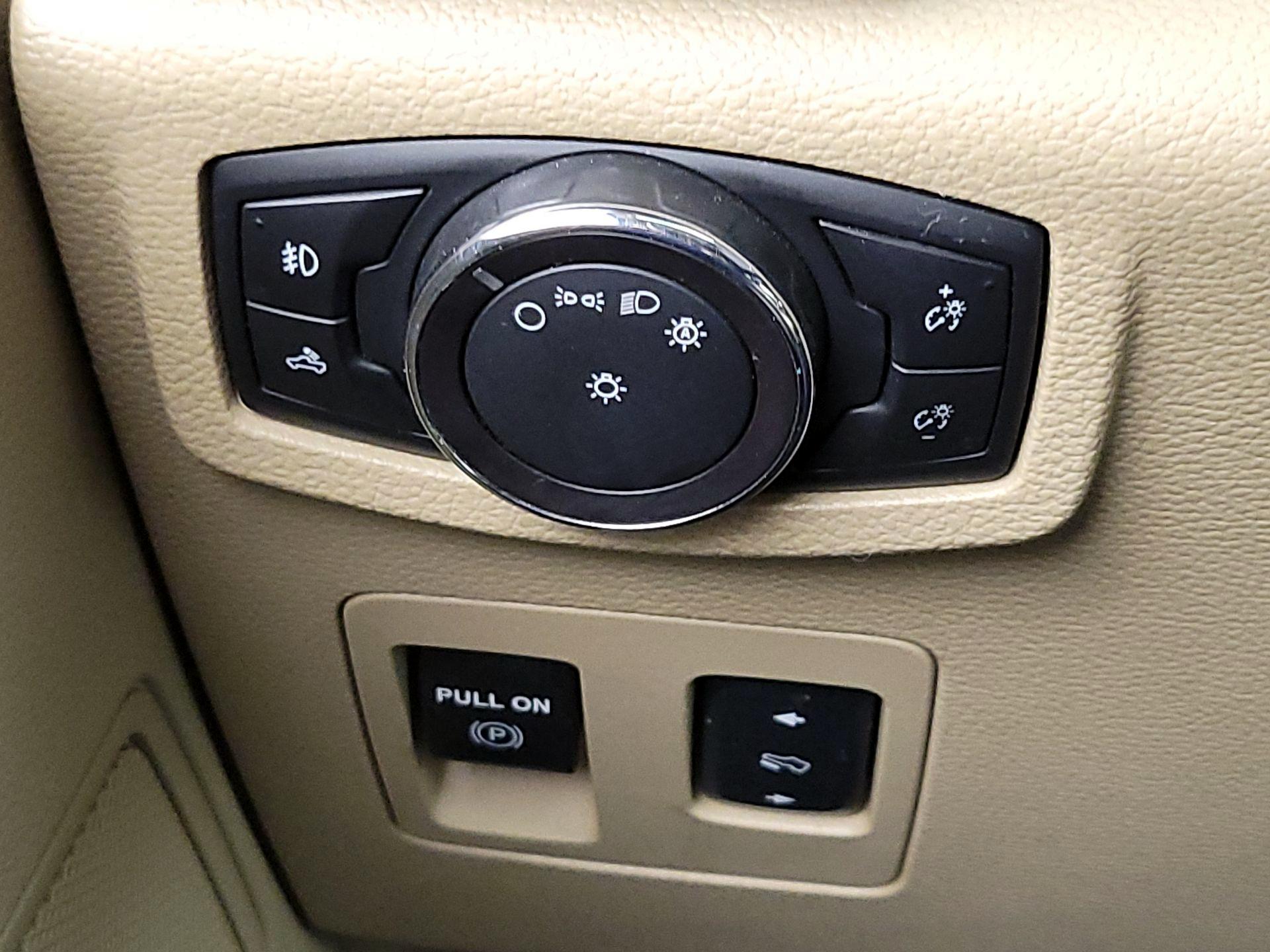 Thumbnail: 2018 Ford F-150 - 13