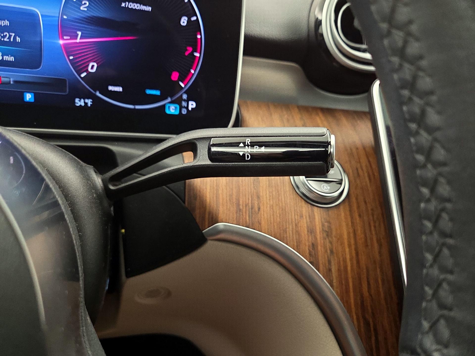 Thumbnail: 2023 Mercedes-Benz C-Class - 17