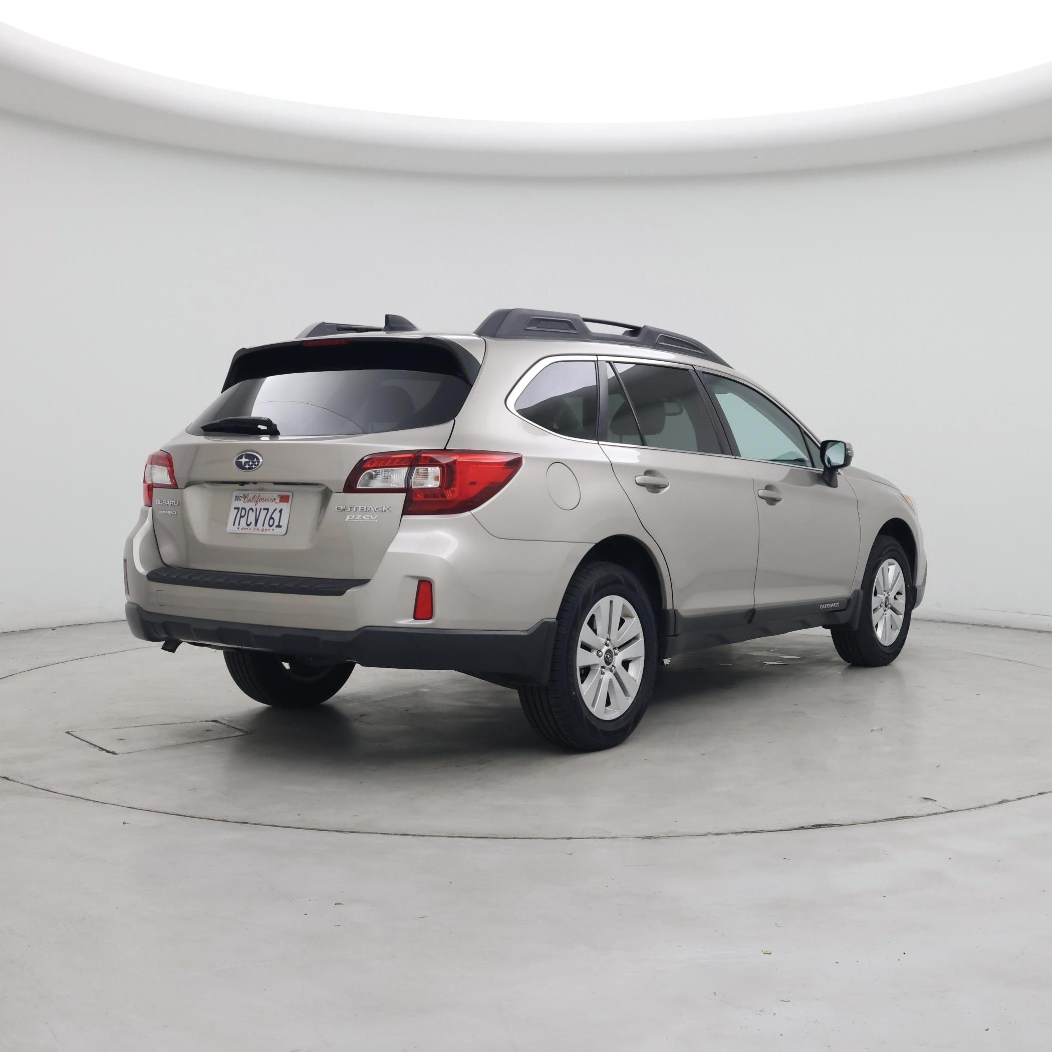 Thumbnail: 2016 Subaru Outback - 8