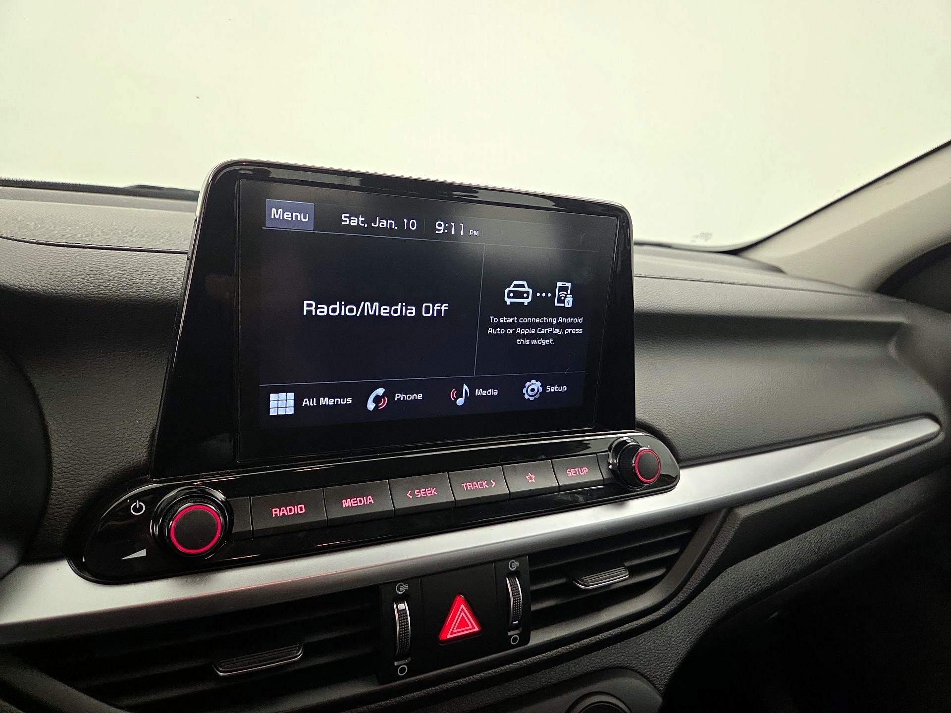 Thumbnail: 2023 Kia Forte - 15