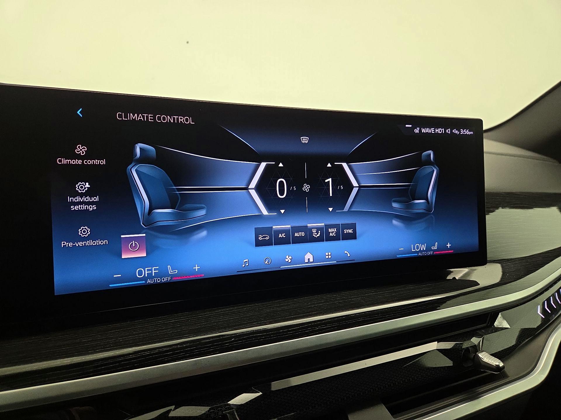 Thumbnail: 2024 BMW X5 - 17