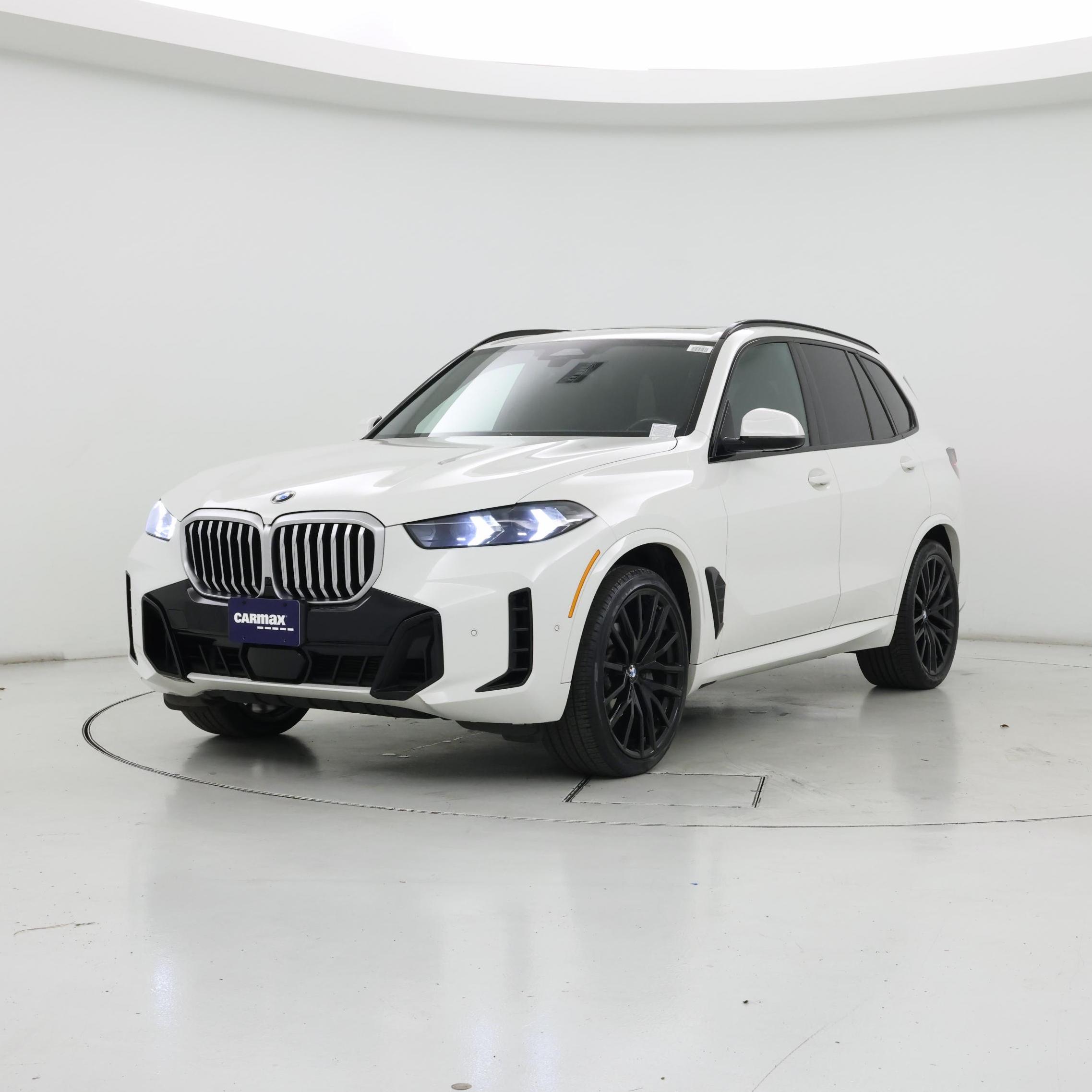 Thumbnail: 2024 BMW X5 - 4