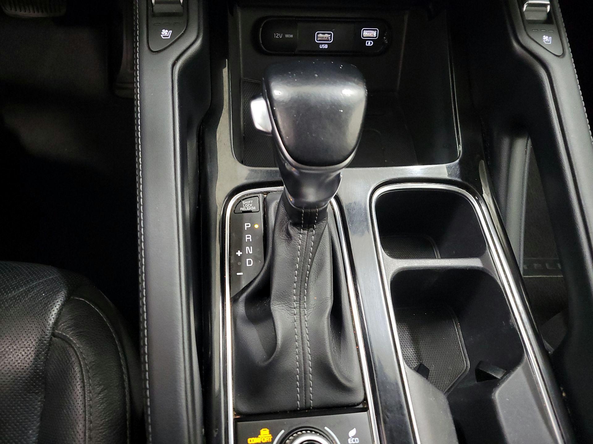 Thumbnail: 2021 Kia Telluride - 18