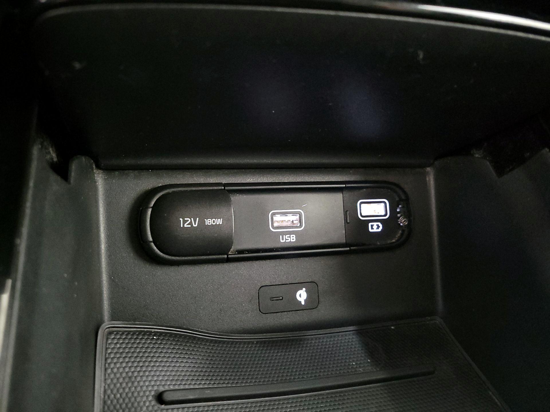 Thumbnail: 2021 Kia Telluride - 19