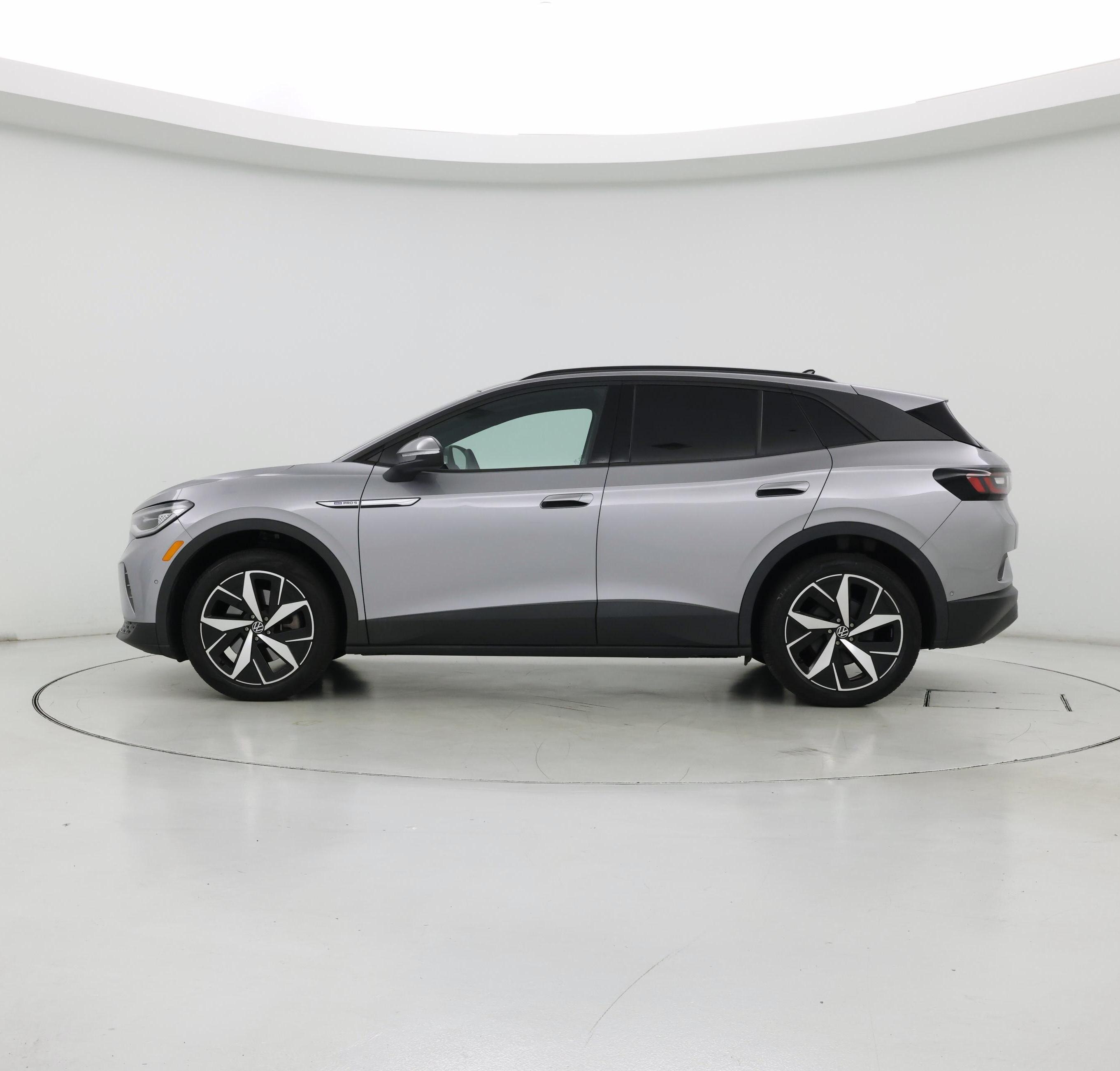 Thumbnail: 2023 Volkswagen ID.4 - 3