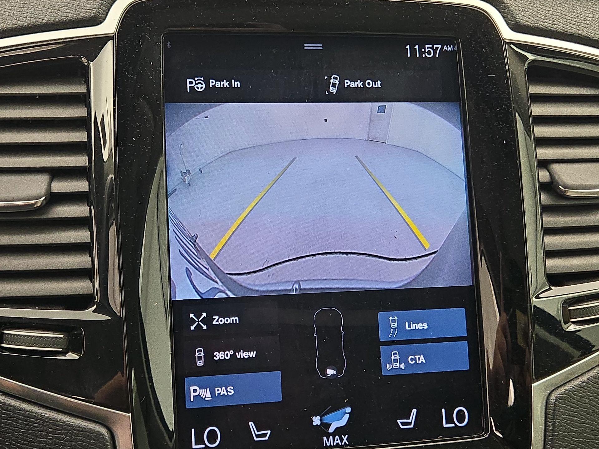 Thumbnail: 2021 Volvo XC90 - 15