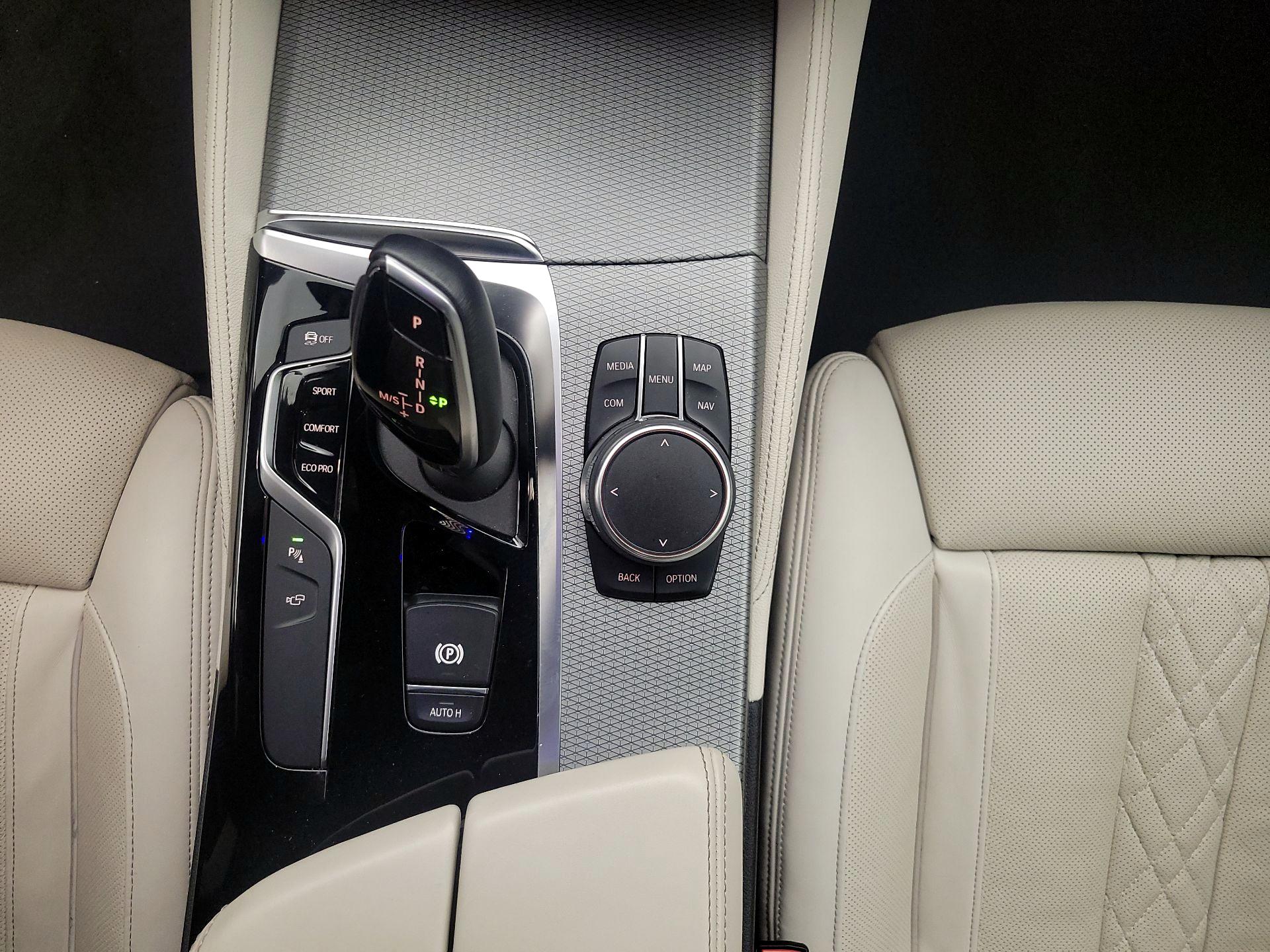 Thumbnail: 2019 BMW 5 Series - 17