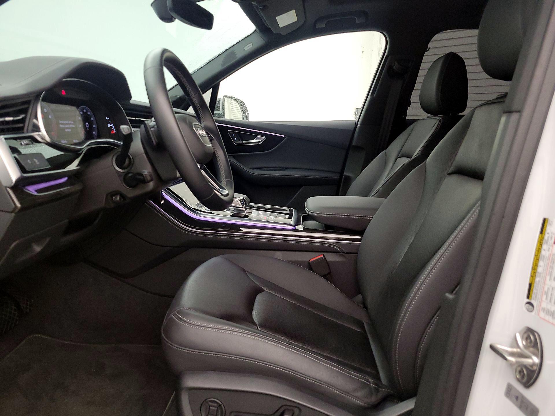 Thumbnail: 2025 Audi Q7 - 11