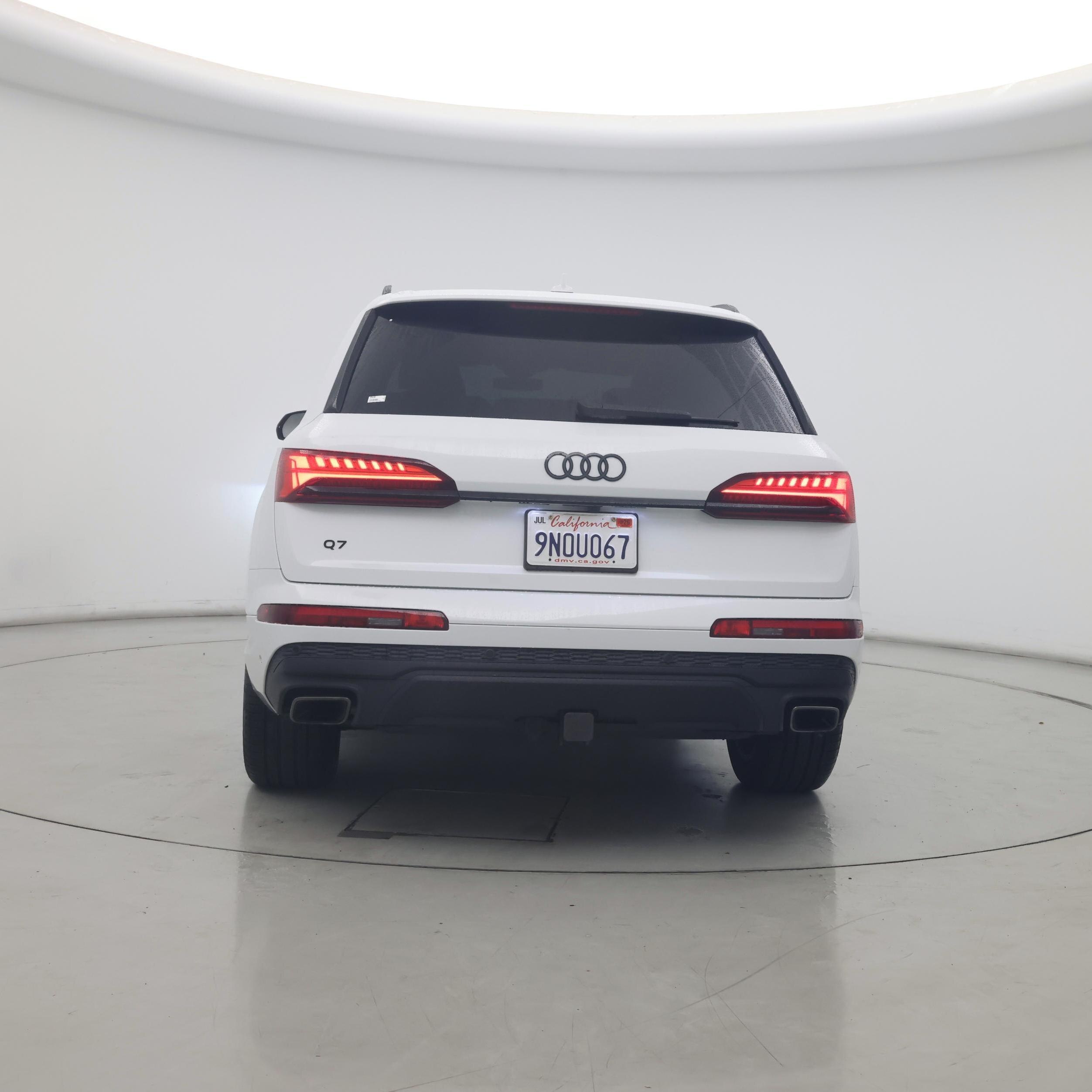 Thumbnail: 2025 Audi Q7 - 6