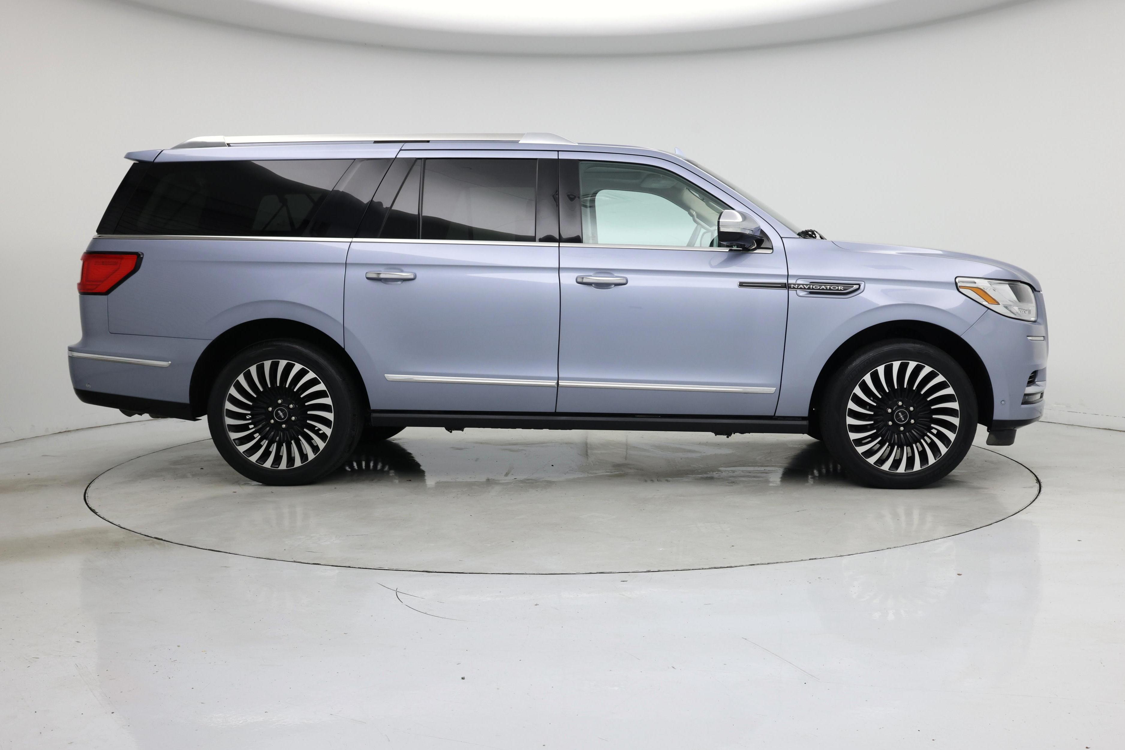 Thumbnail: 2019 Lincoln Navigator L - 7