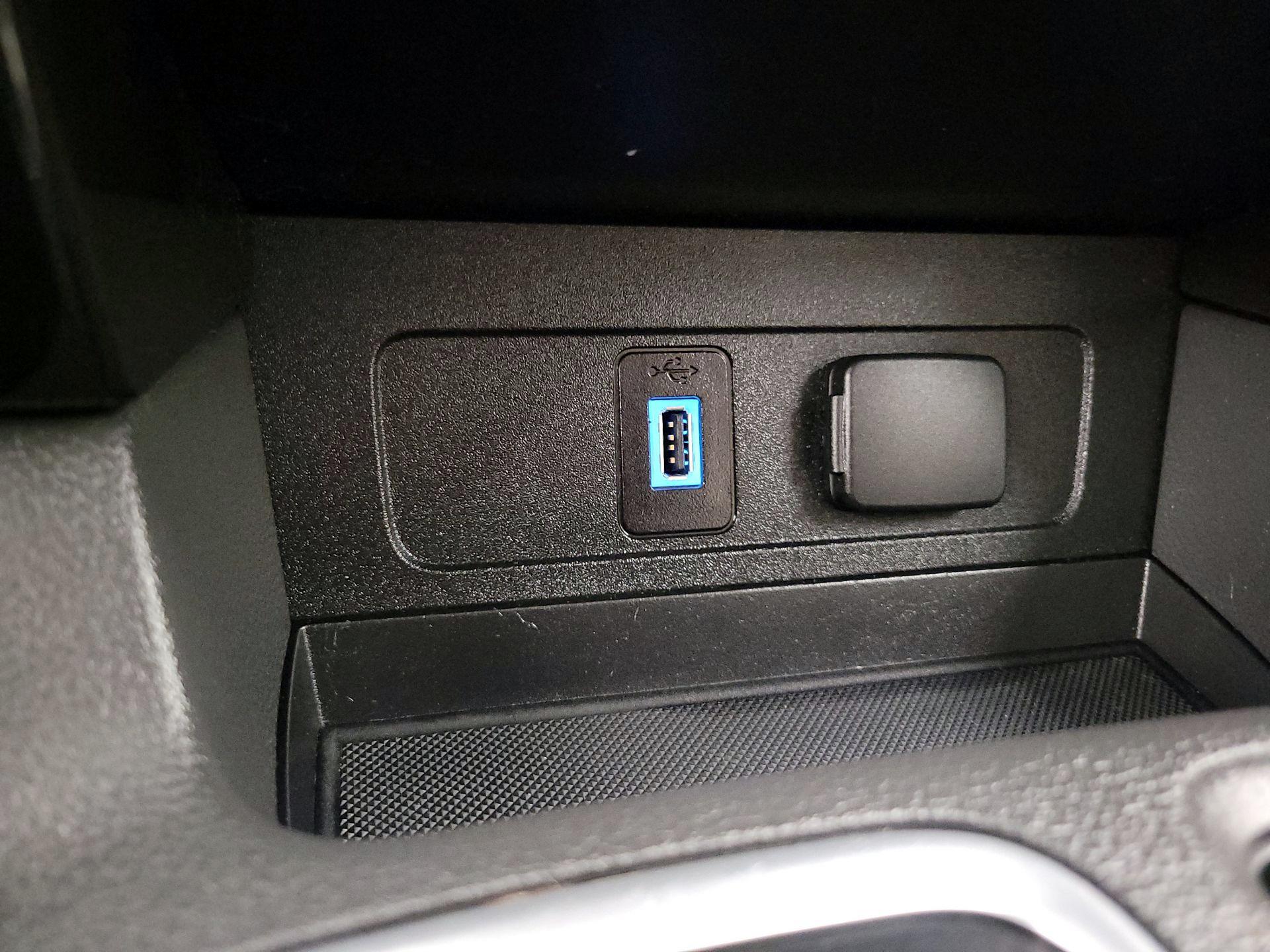 Thumbnail: 2017 Ford Escape - 19