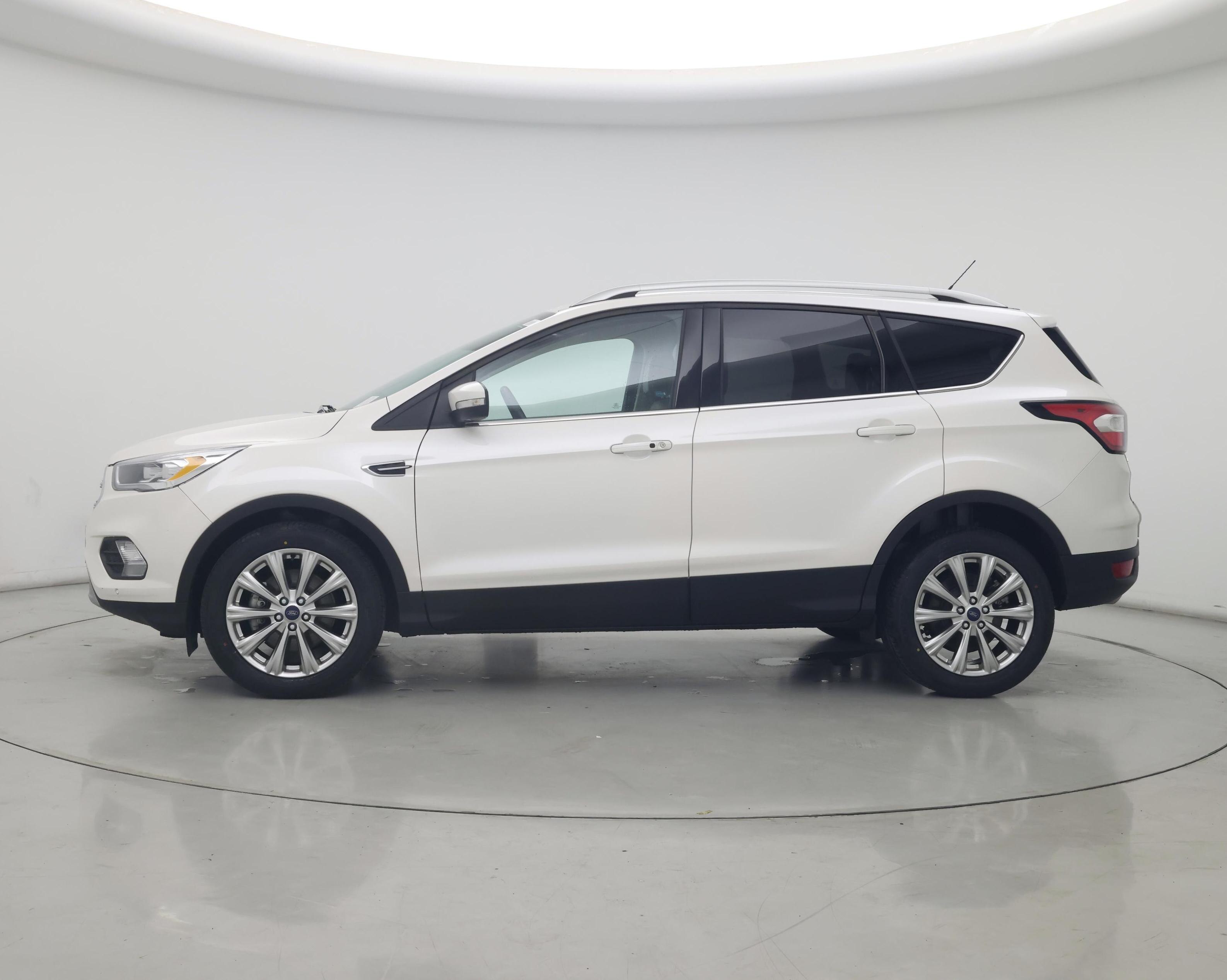 Thumbnail: 2017 Ford Escape - 3