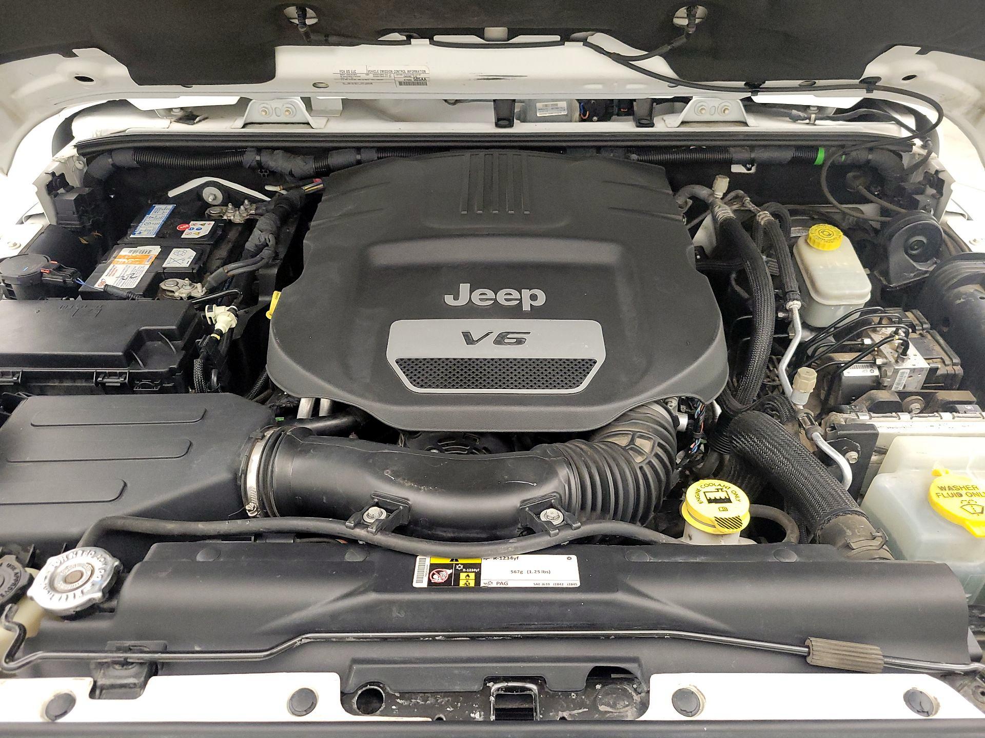 Thumbnail: 2016 Jeep Wrangler - 20