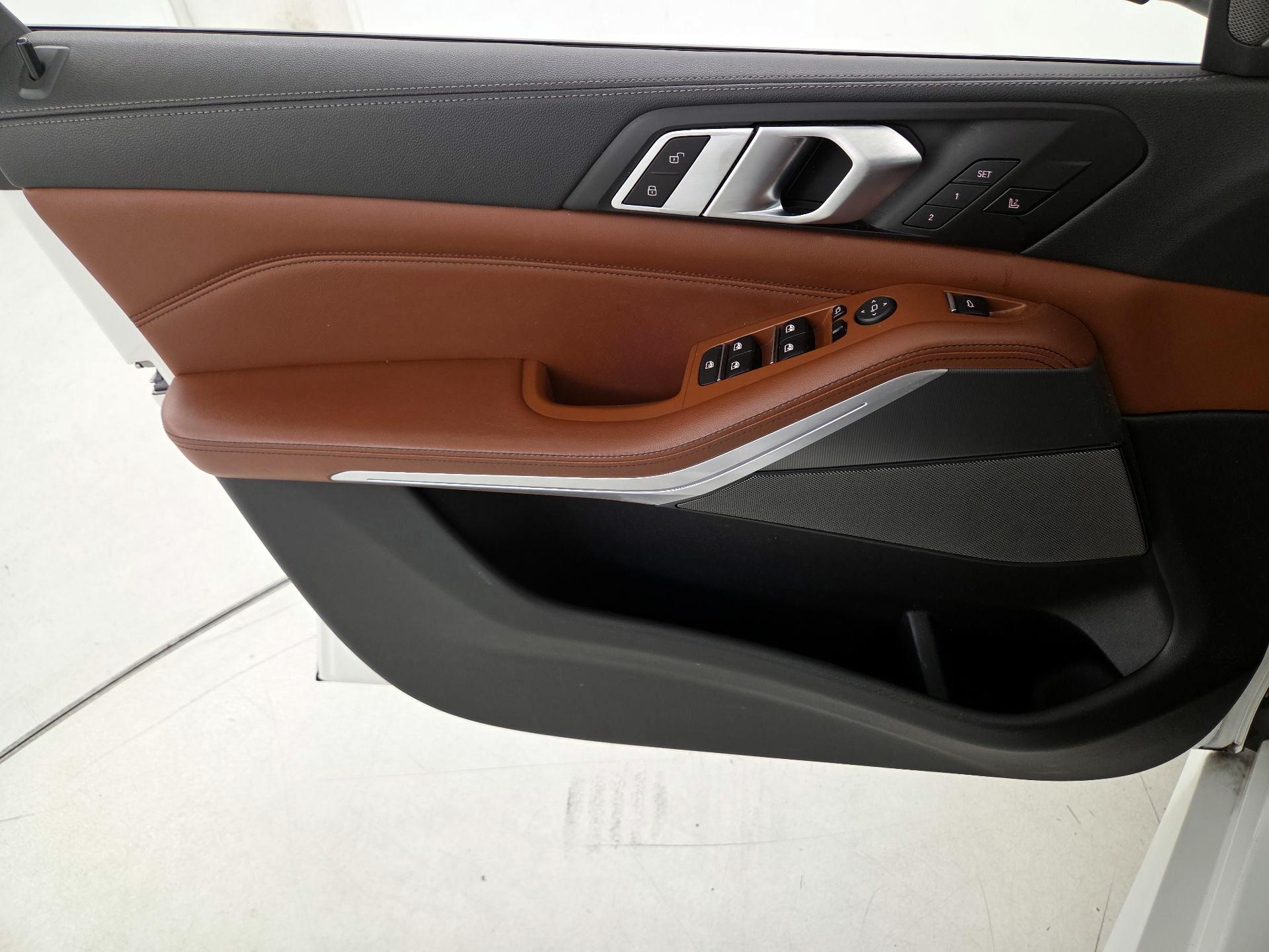 Thumbnail: 2023 BMW X5 - 12