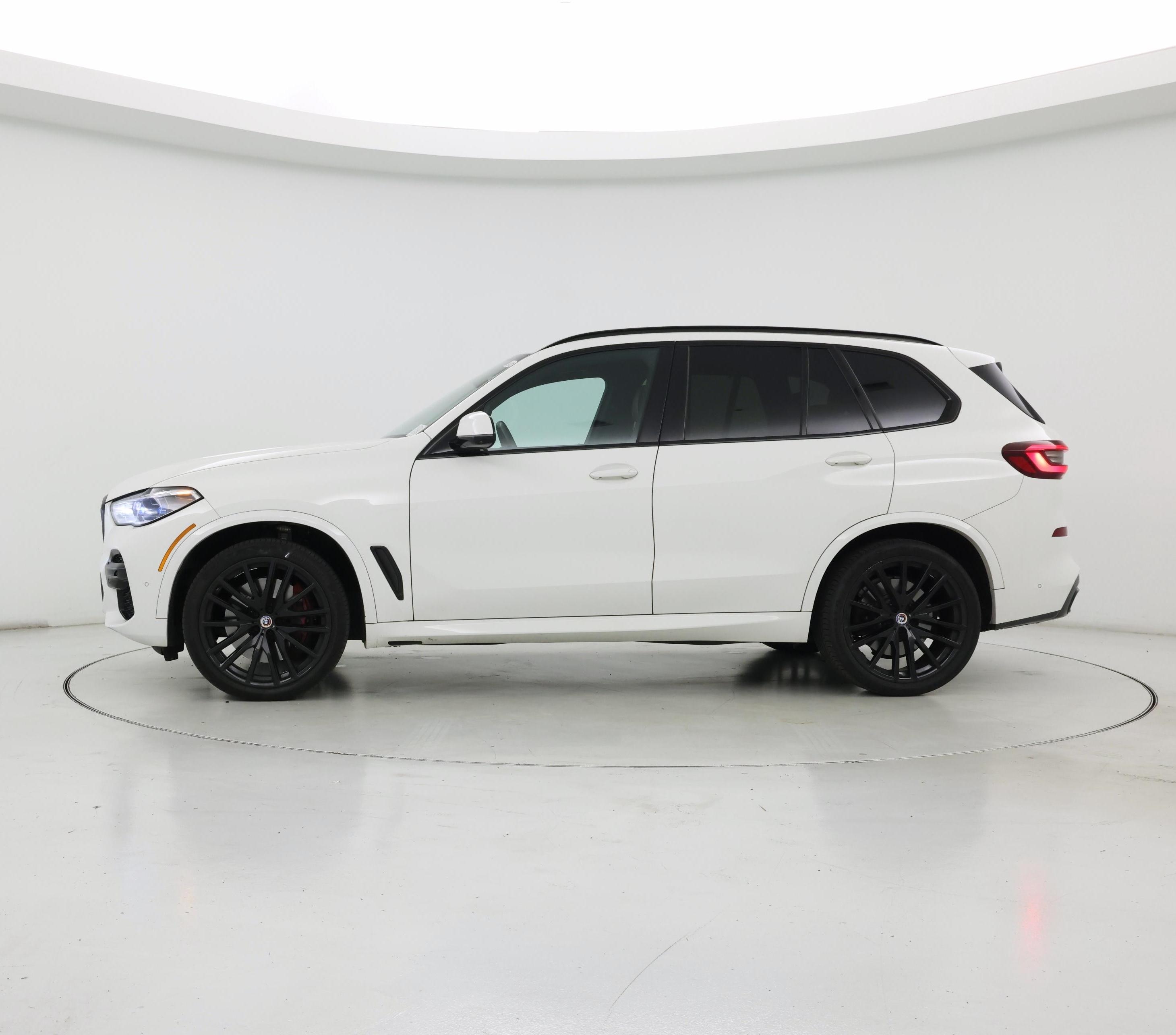 Thumbnail: 2023 BMW X5 - 3