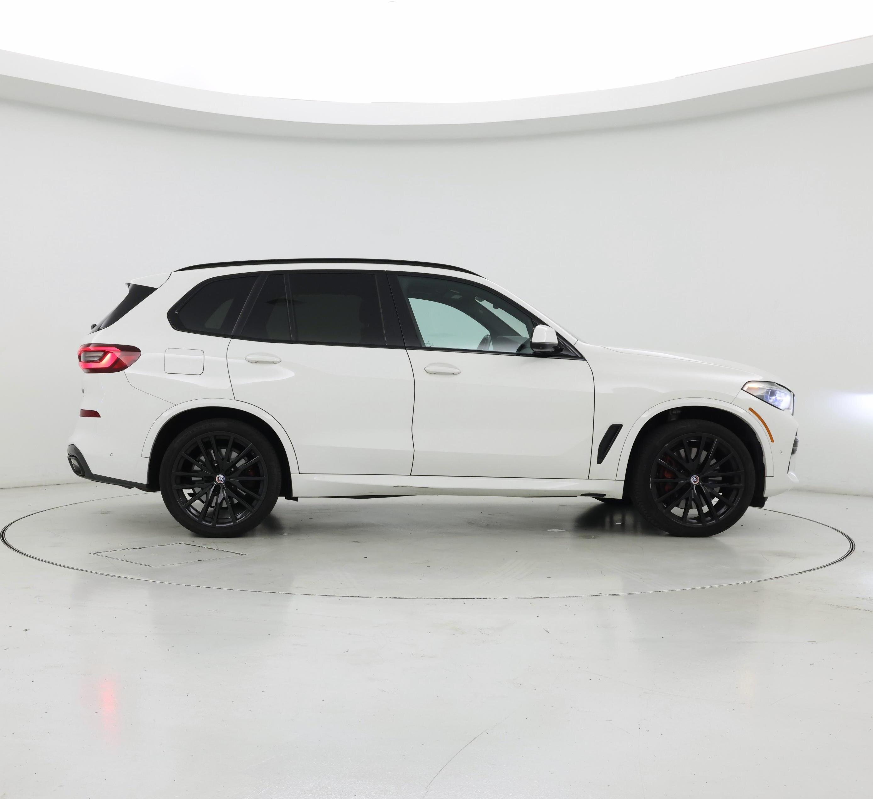 Thumbnail: 2023 BMW X5 - 7