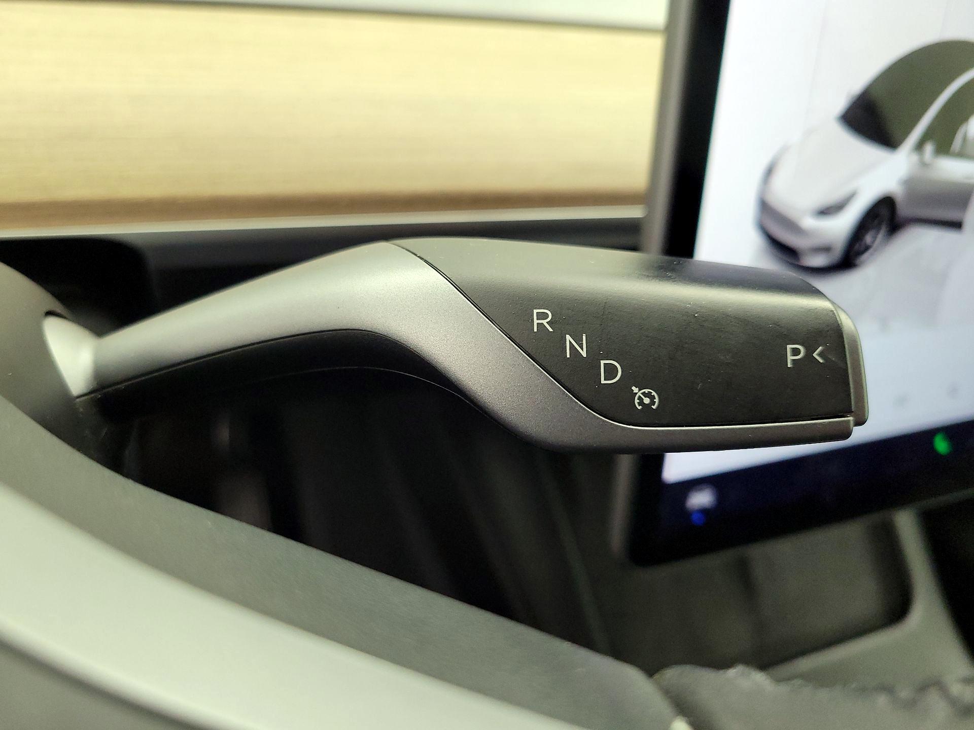 Thumbnail: 2022 Tesla Model Y - 17