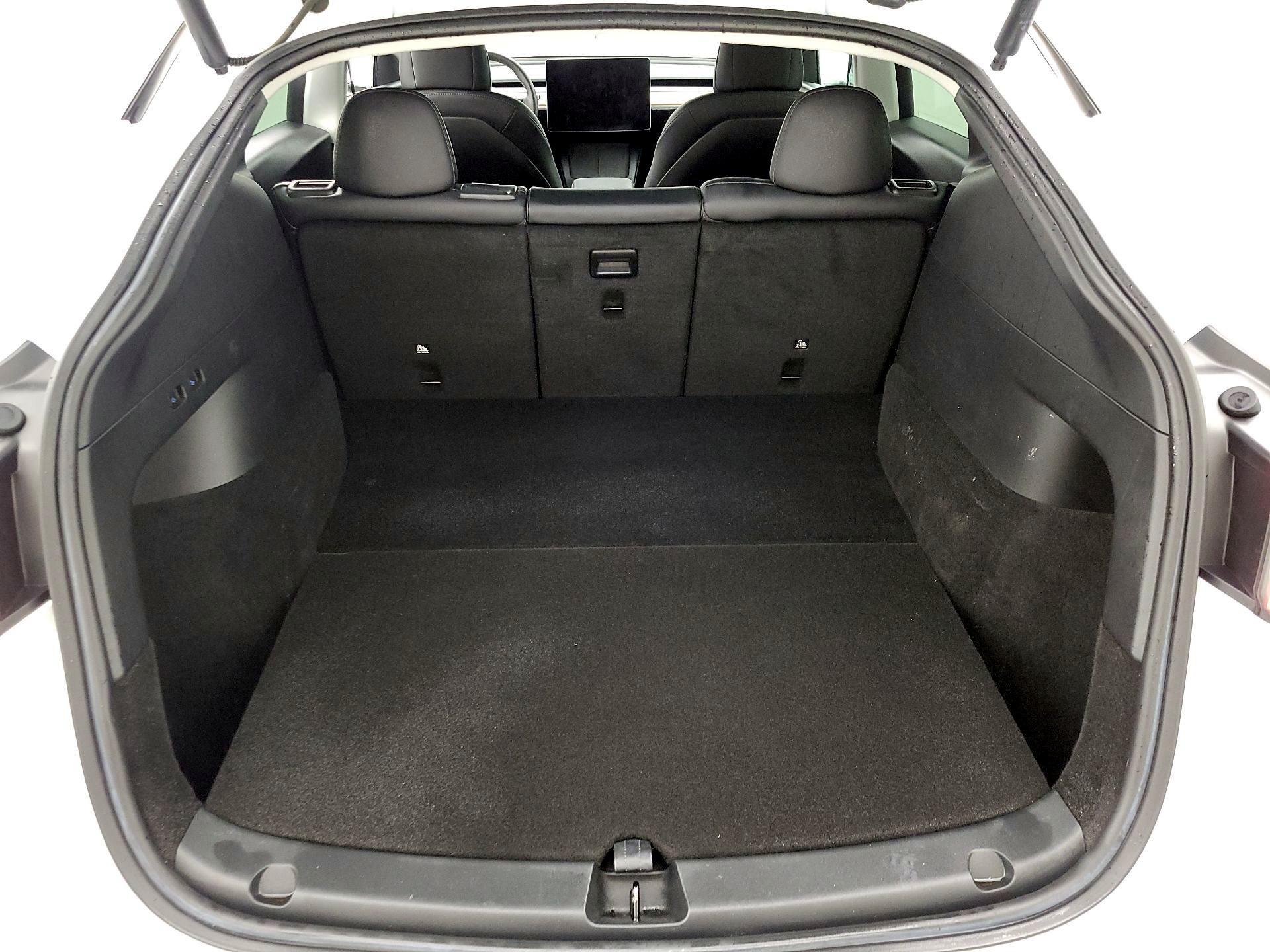 Thumbnail: 2022 Tesla Model Y - 20