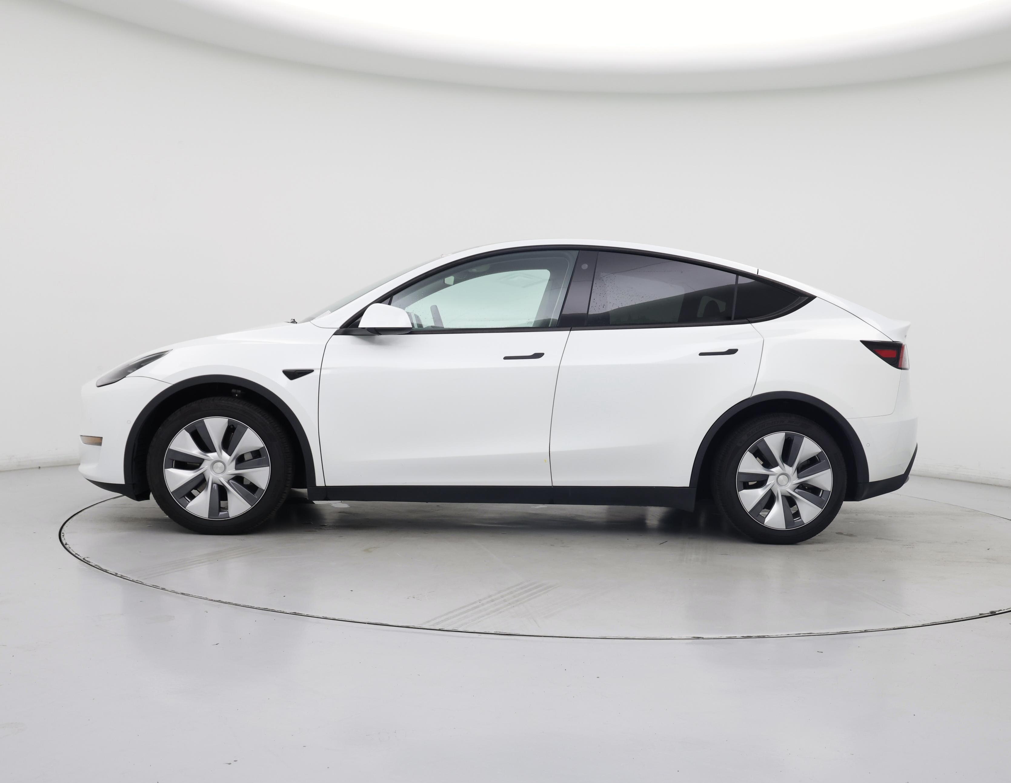 Thumbnail: 2022 Tesla Model Y - 3