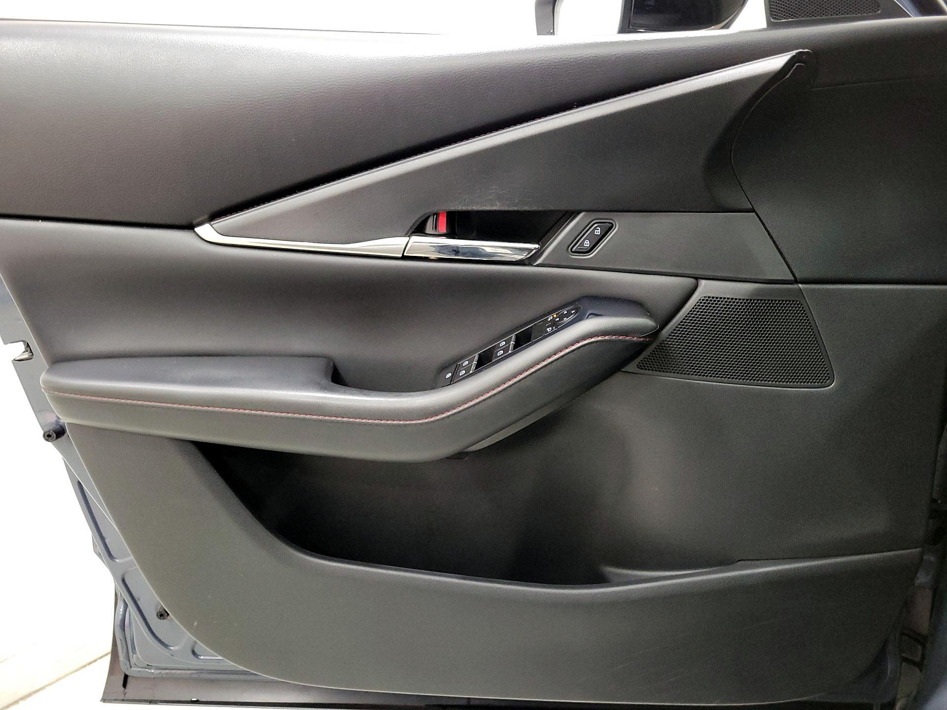 Thumbnail: 2022 Mazda CX-30 - 12