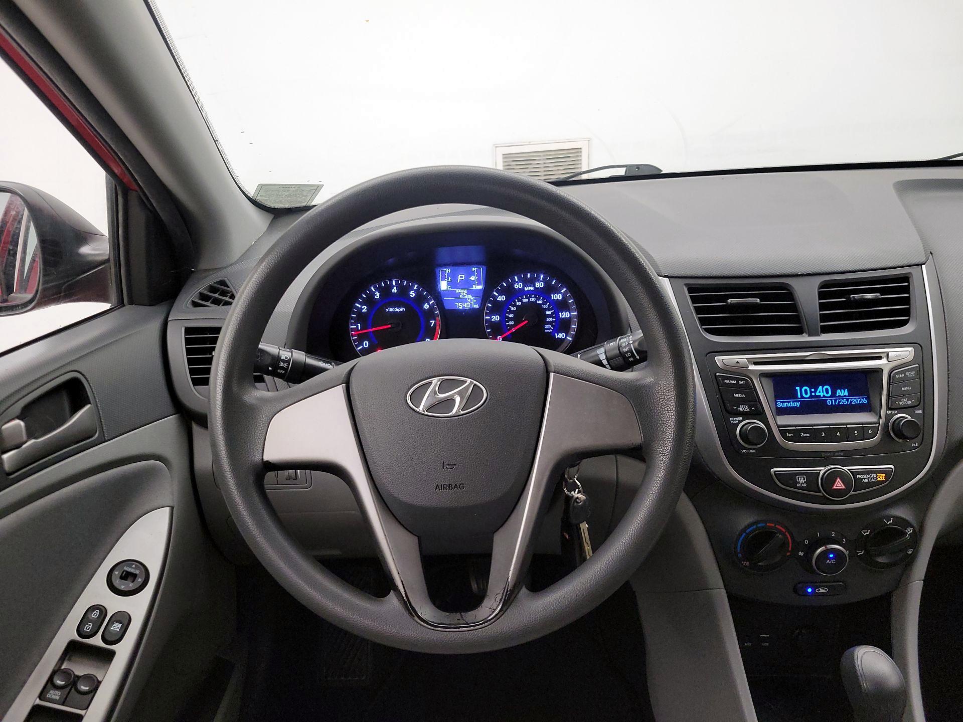 Thumbnail: 2016 Hyundai Accent - 10